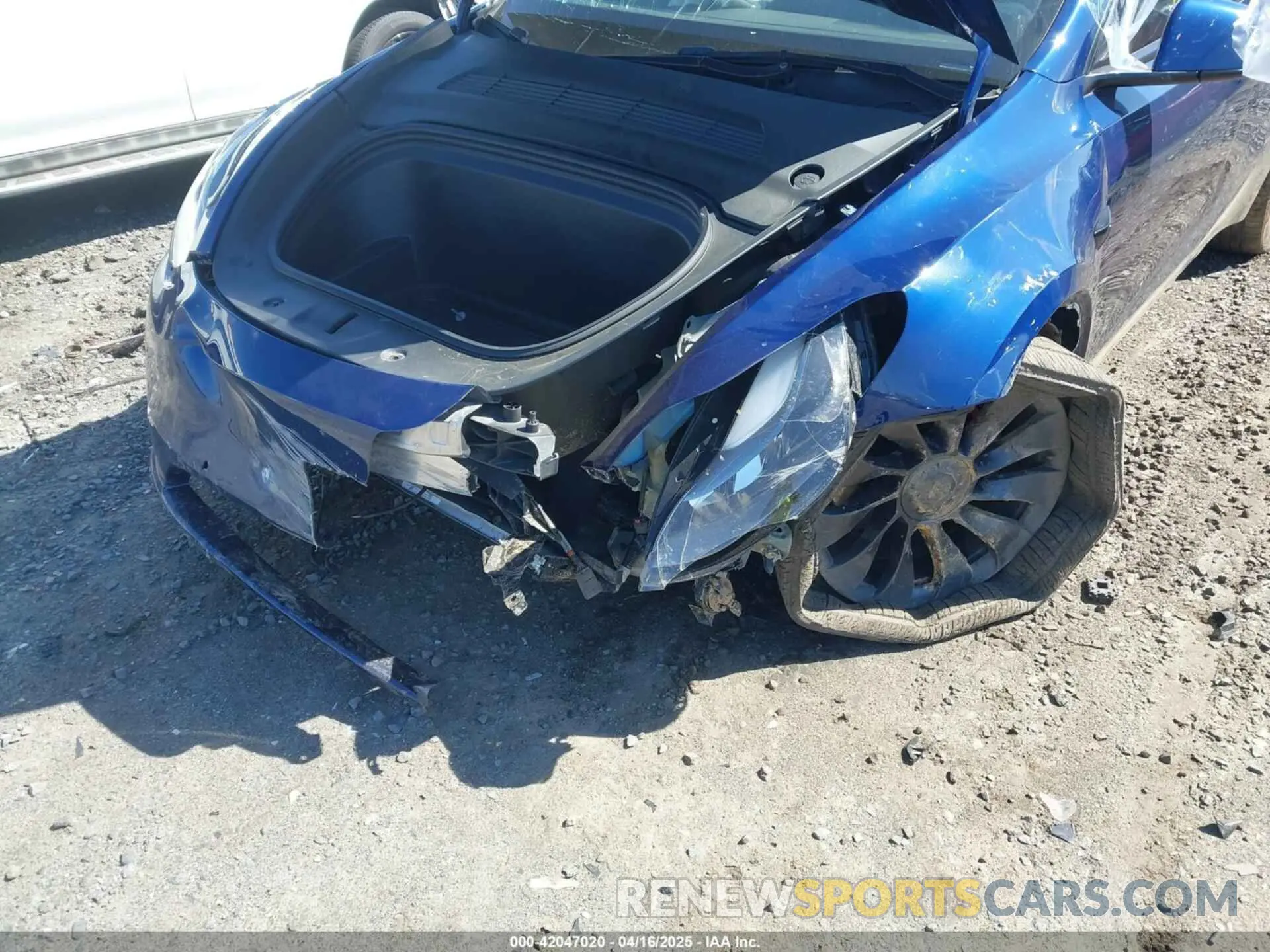 6 Photograph of a damaged car 5YJYGDEF4MF230487 TESLA MODEL Y 2021
