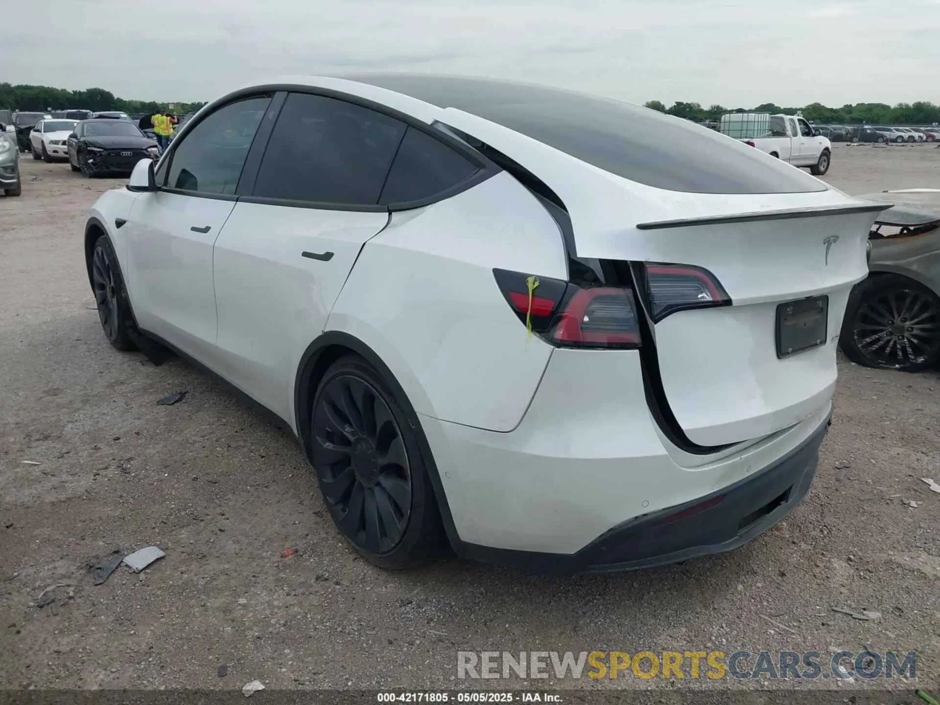 3 Фотография поврежденного автомобиля 5YJYGDEF4MF250206 TESLA MODEL Y 2021