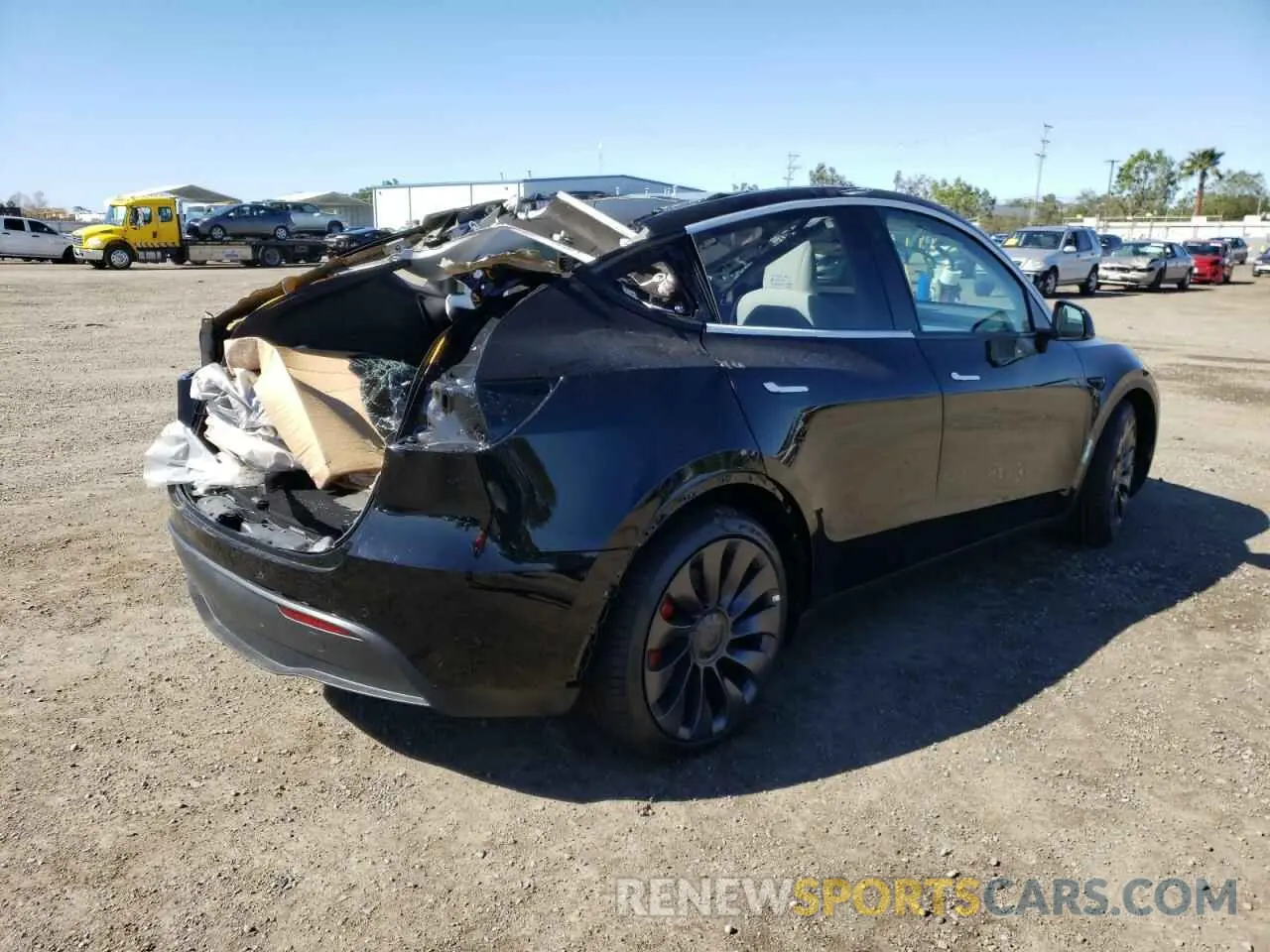 4 Photograph of a damaged car 5YJYGDEF4MF303924 TESLA MODEL Y 2021