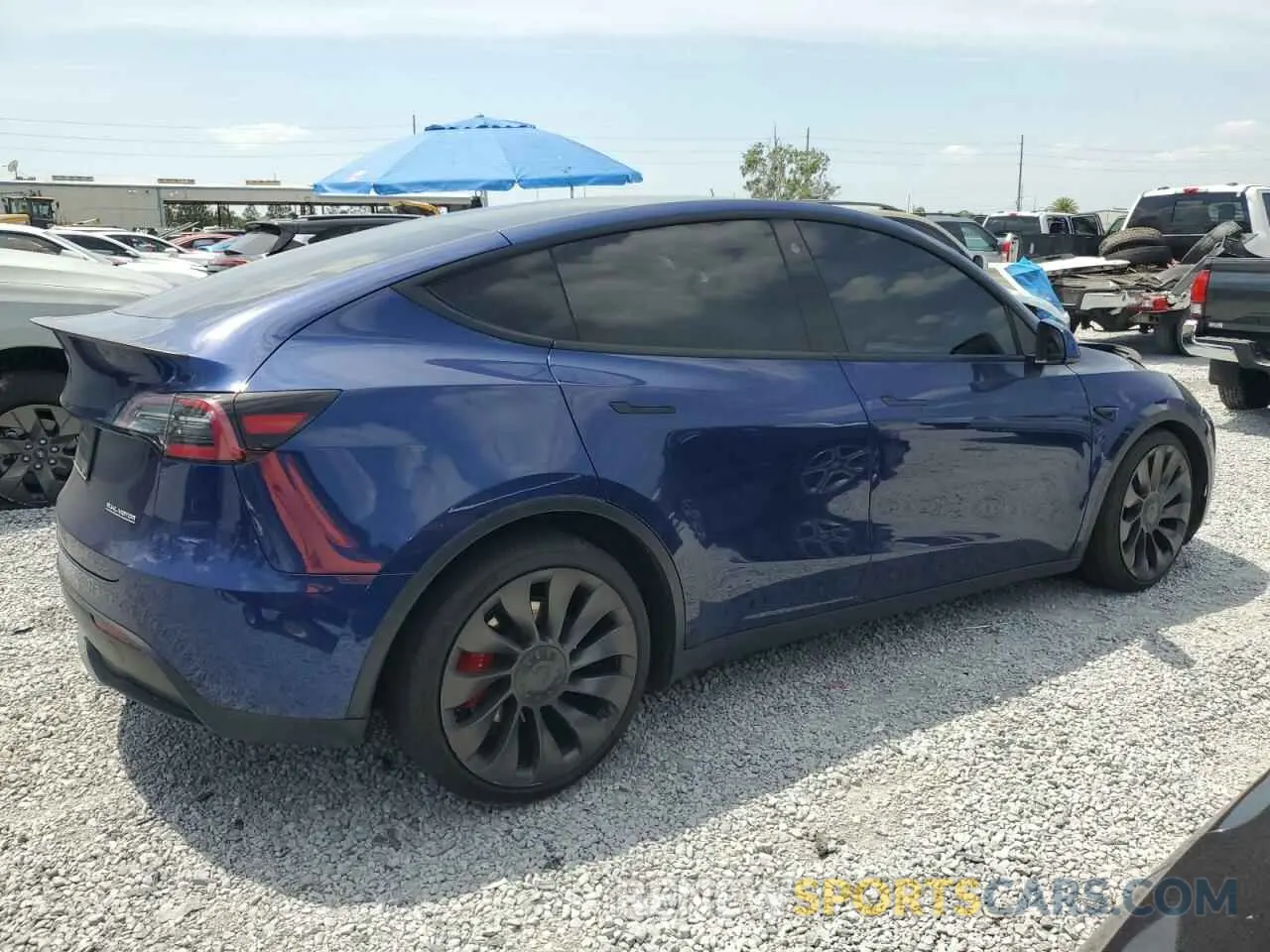 3 Photograph of a damaged car 5YJYGDEF5MF194681 TESLA MODEL Y 2021
