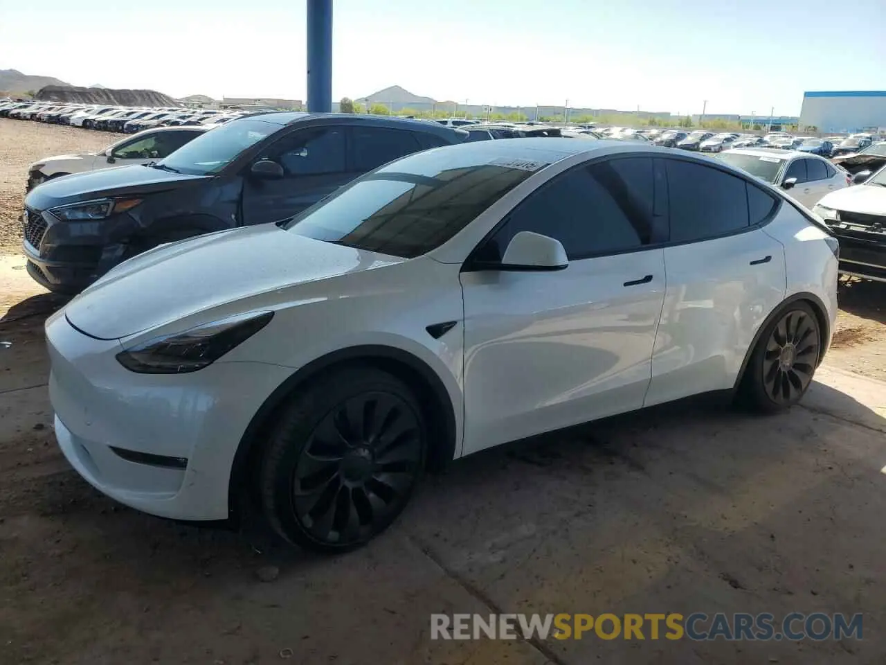 1 Photograph of a damaged car 5YJYGDEF5MF215870 TESLA MODEL Y 2021