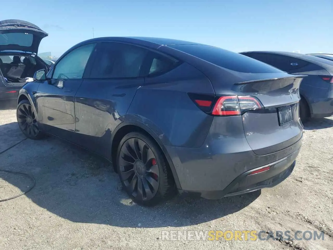 2 Photograph of a damaged car 5YJYGDEF7MF090130 TESLA MODEL Y 2021