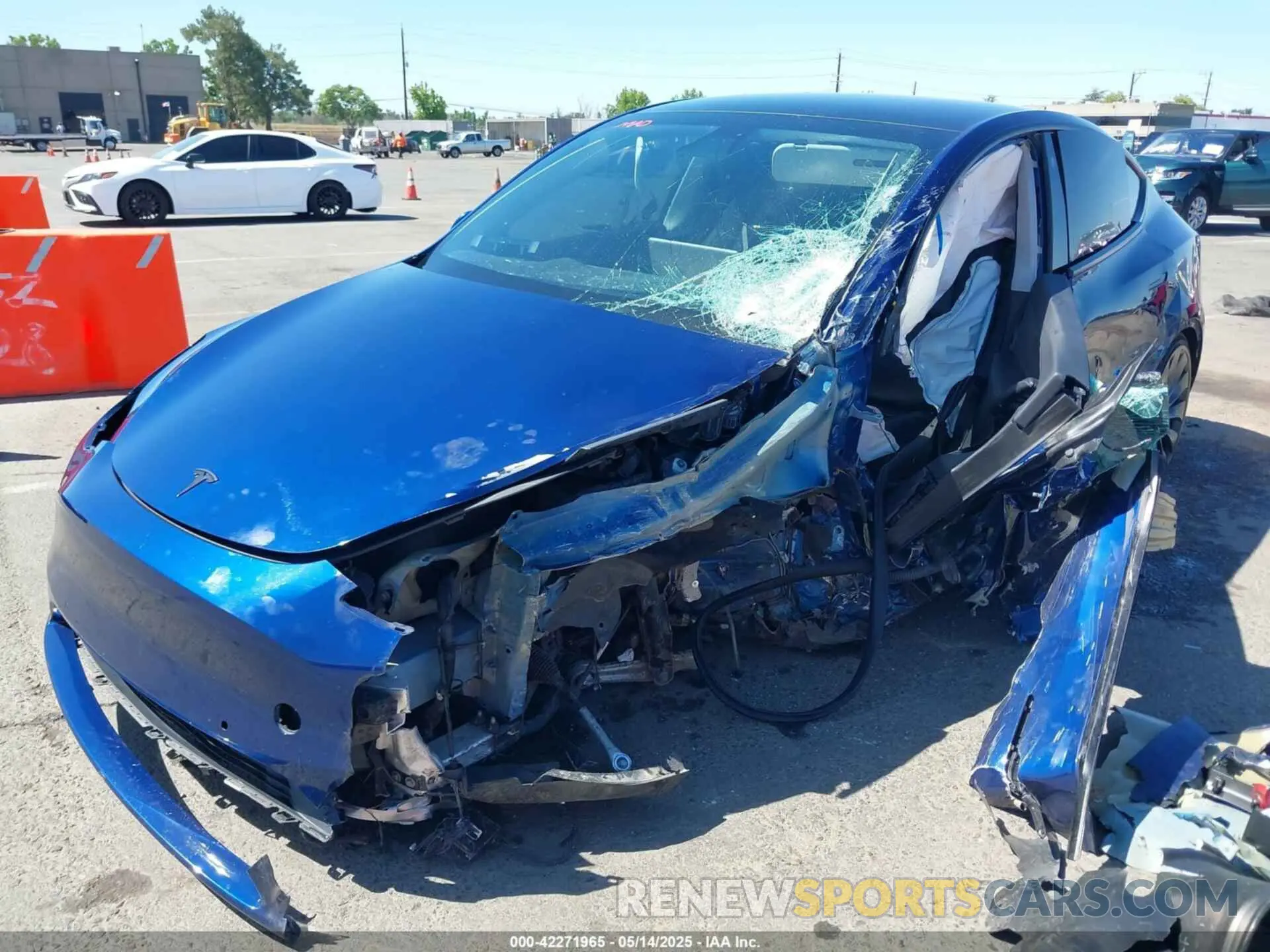 2 Фотография поврежденного автомобиля 5YJYGDEF8MF267574 TESLA MODEL Y 2021