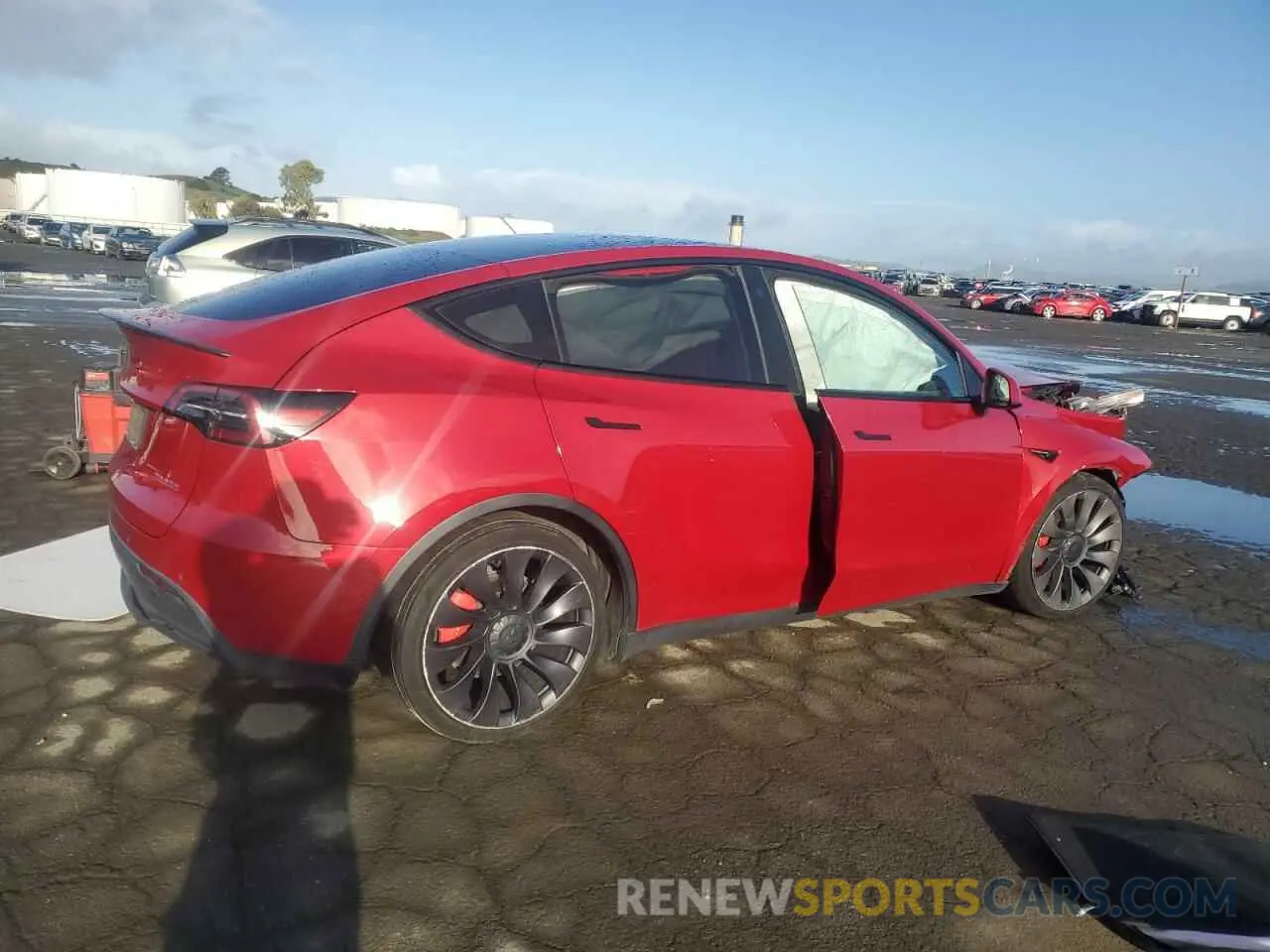 3 Фотография поврежденного автомобиля 5YJYGDEF8MF276050 TESLA MODEL Y 2021