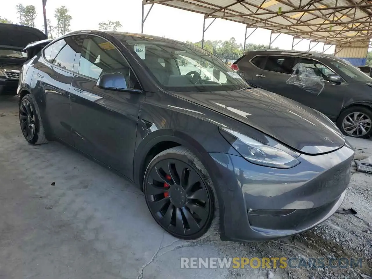 4 Photograph of a damaged car 5YJYGDEF9MF202104 TESLA MODEL Y 2021