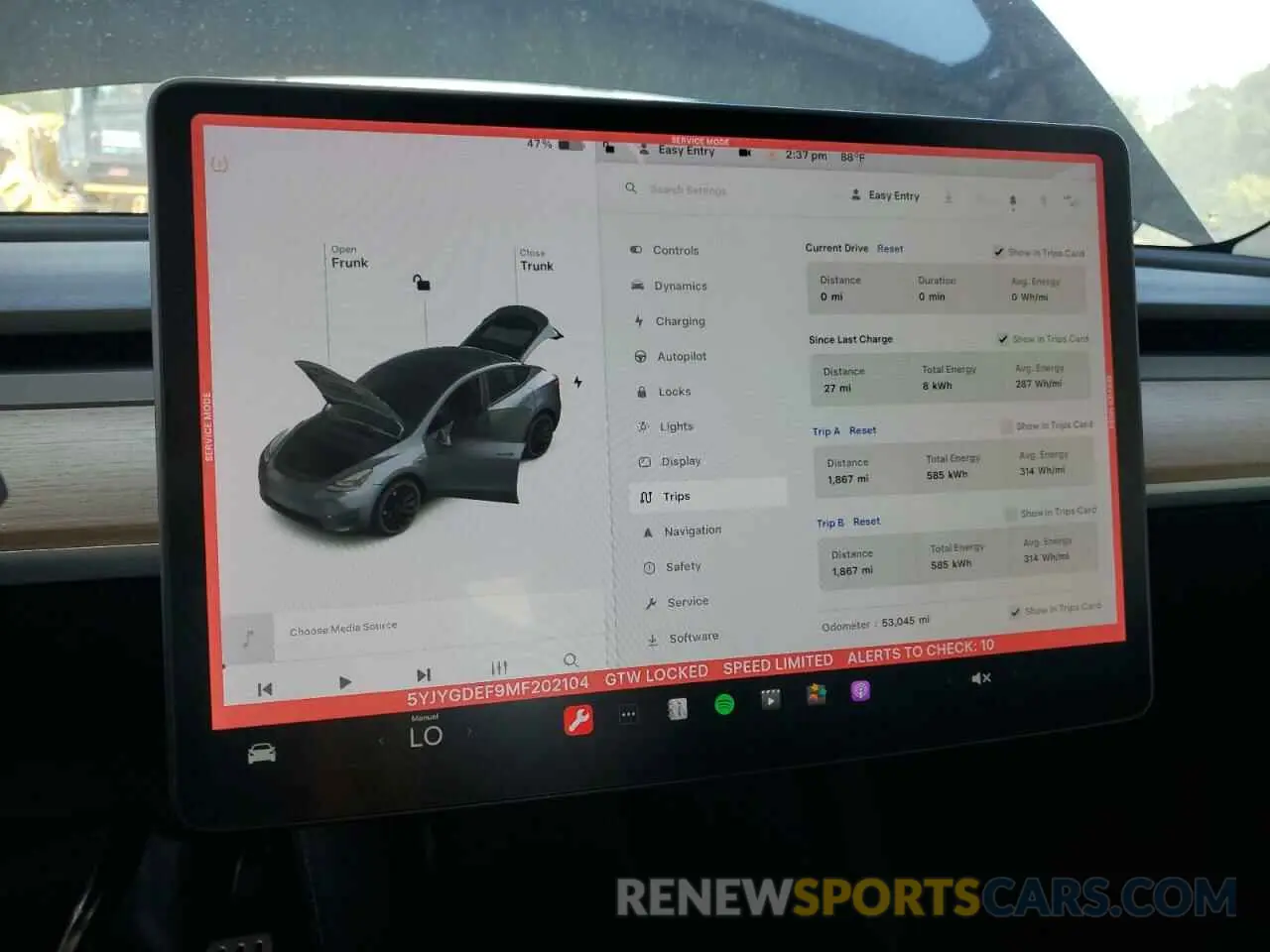 9 Photograph of a damaged car 5YJYGDEF9MF202104 TESLA MODEL Y 2021