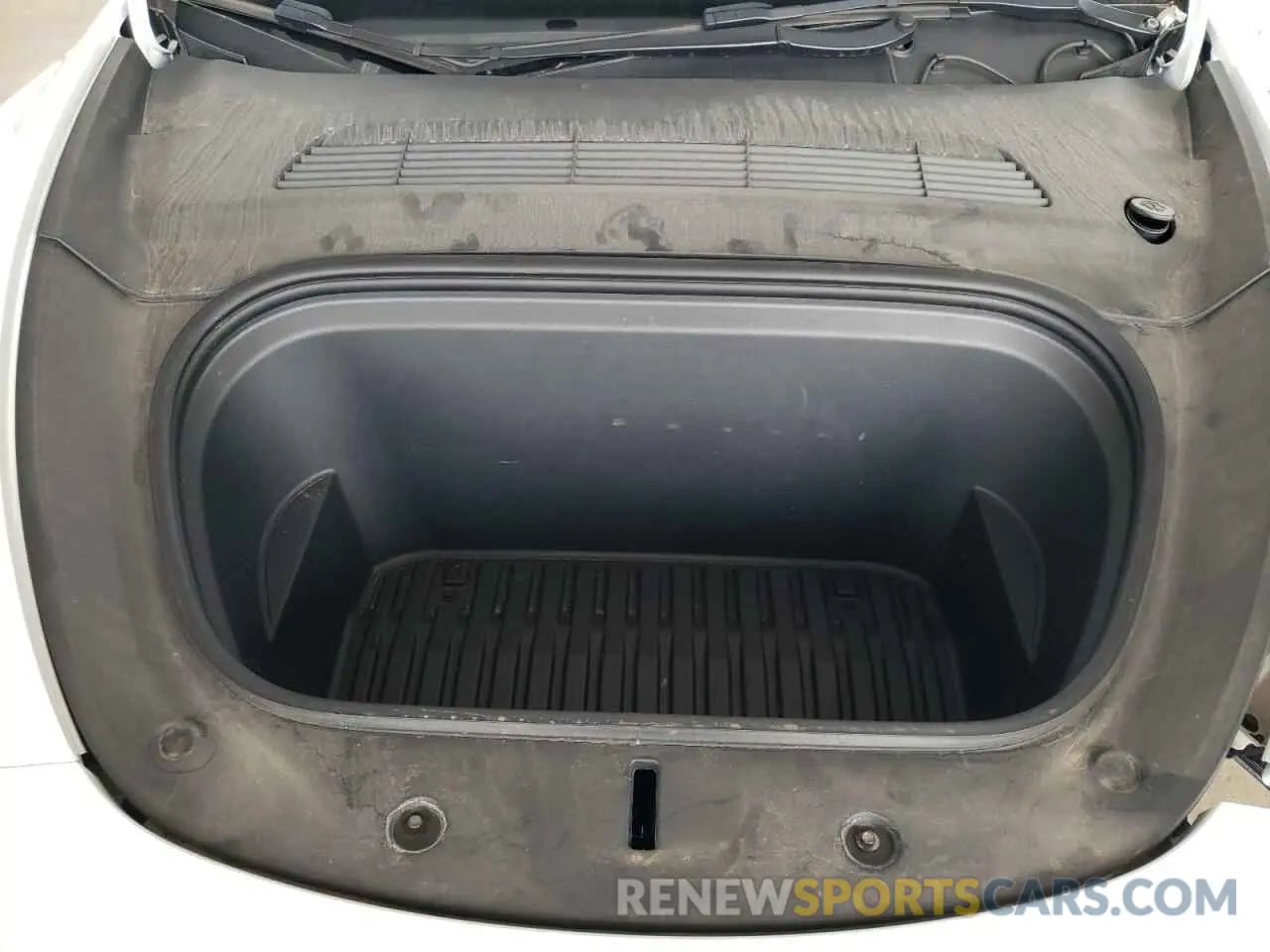 11 Photograph of a damaged car 7SAYGAEE0NF312310 TESLA MODEL Y 2022