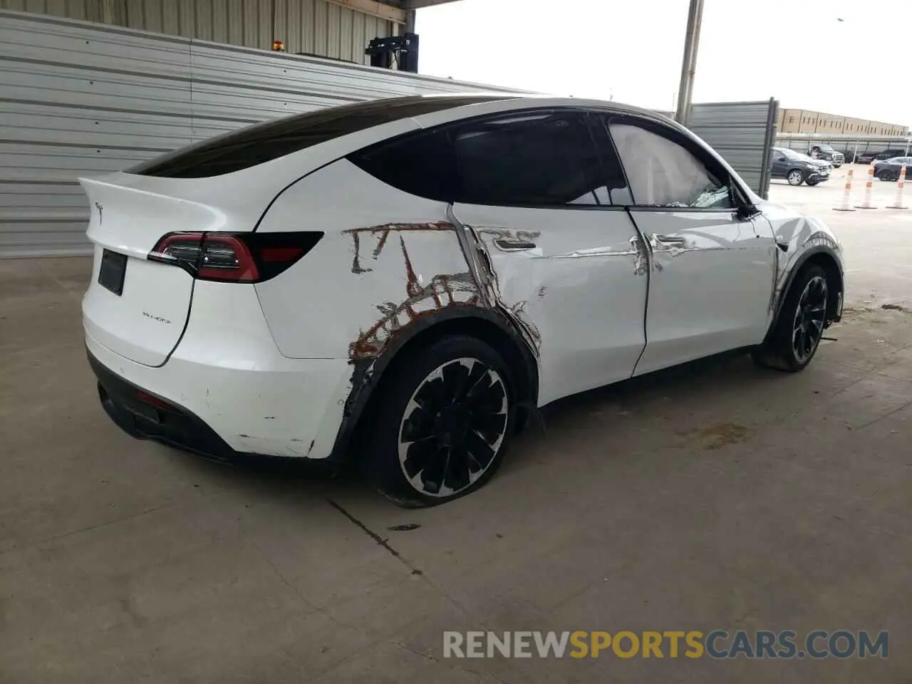 3 Photograph of a damaged car 7SAYGAEE0NF312310 TESLA MODEL Y 2022