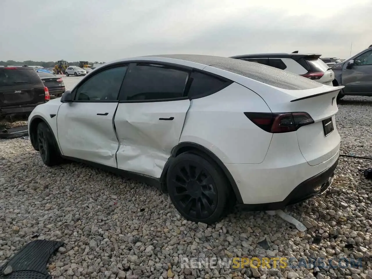 2 Photograph of a damaged car 7SAYGAEE0NF521885 TESLA MODEL Y 2022