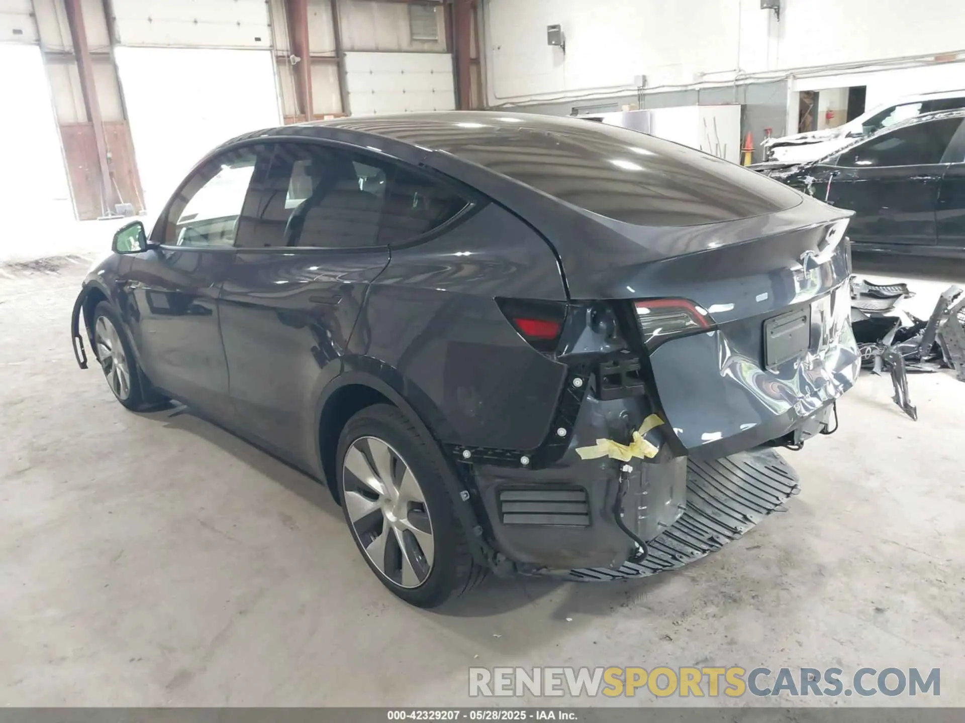 3 Фотография поврежденного автомобиля 7SAYGAEE0NF567801 TESLA MODEL Y 2022