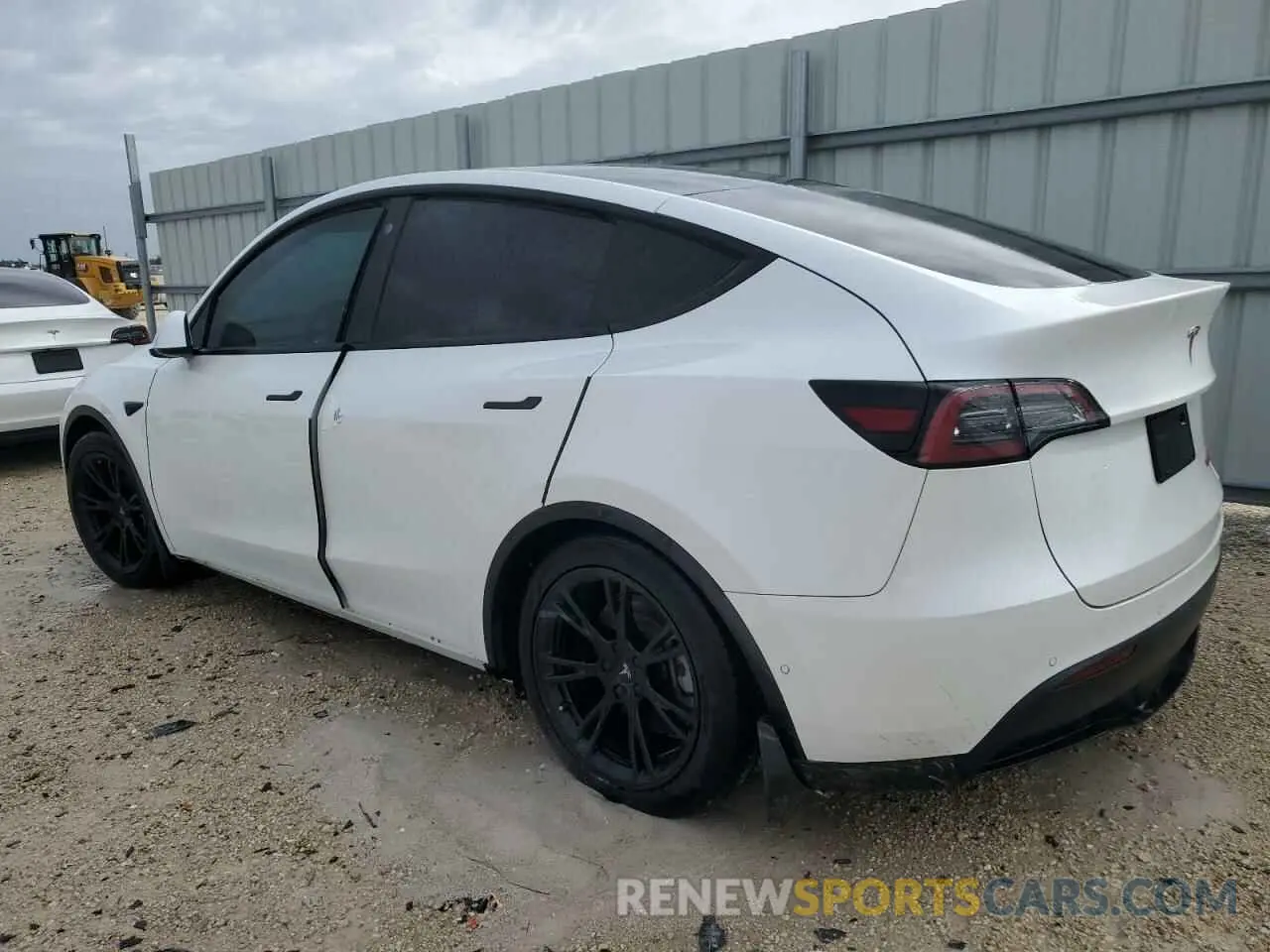 2 Photograph of a damaged car 7SAYGAEE1NF359510 TESLA MODEL Y 2022