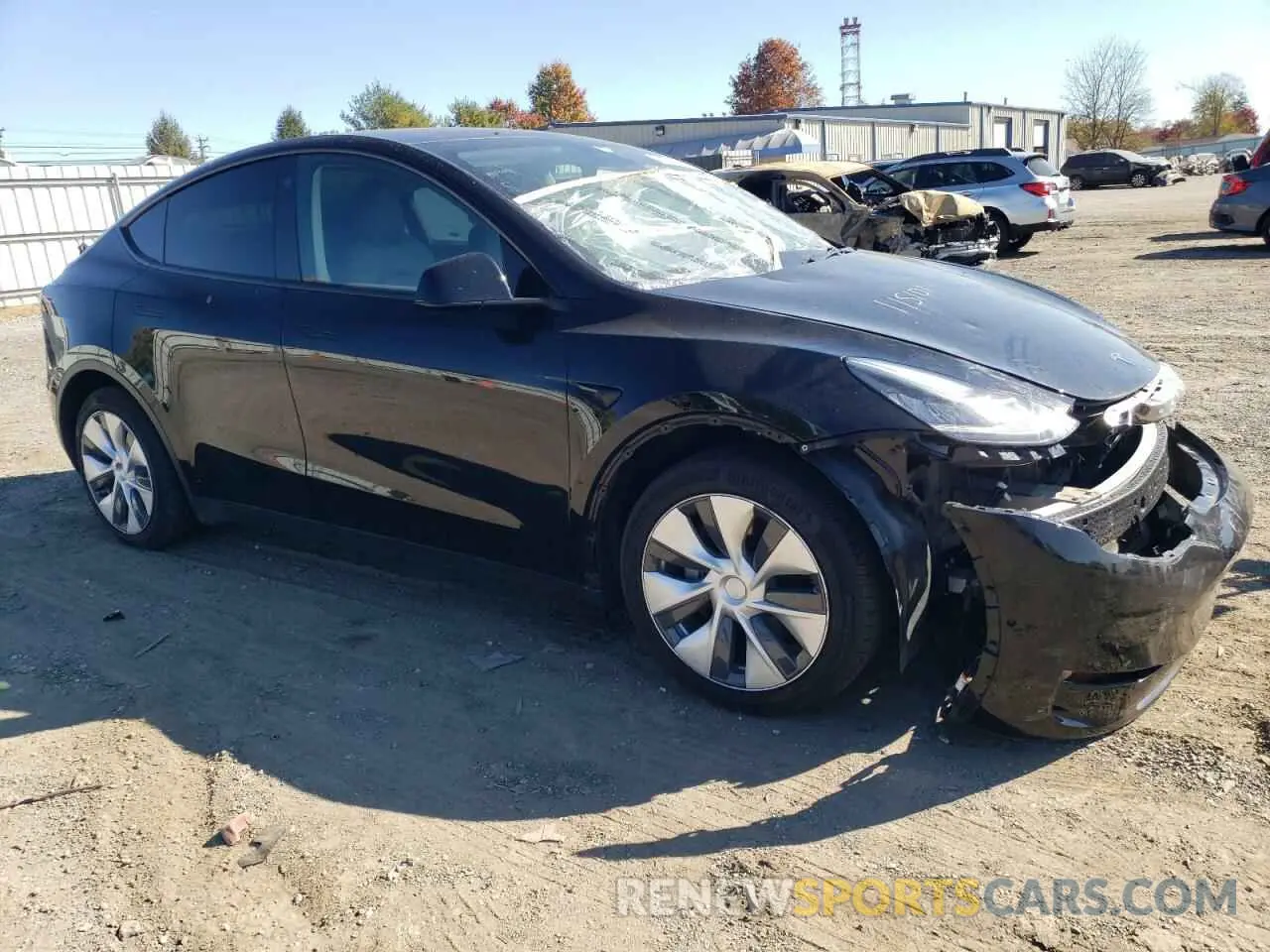 4 Photograph of a damaged car 7SAYGAEE2NF384349 TESLA MODEL Y 2022