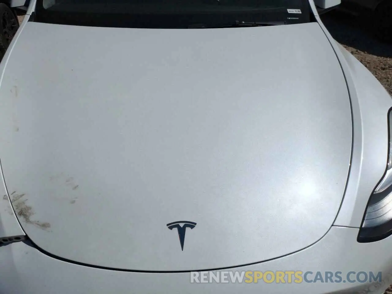 12 Photograph of a damaged car 7SAYGAEE3NF468289 TESLA MODEL Y 2022