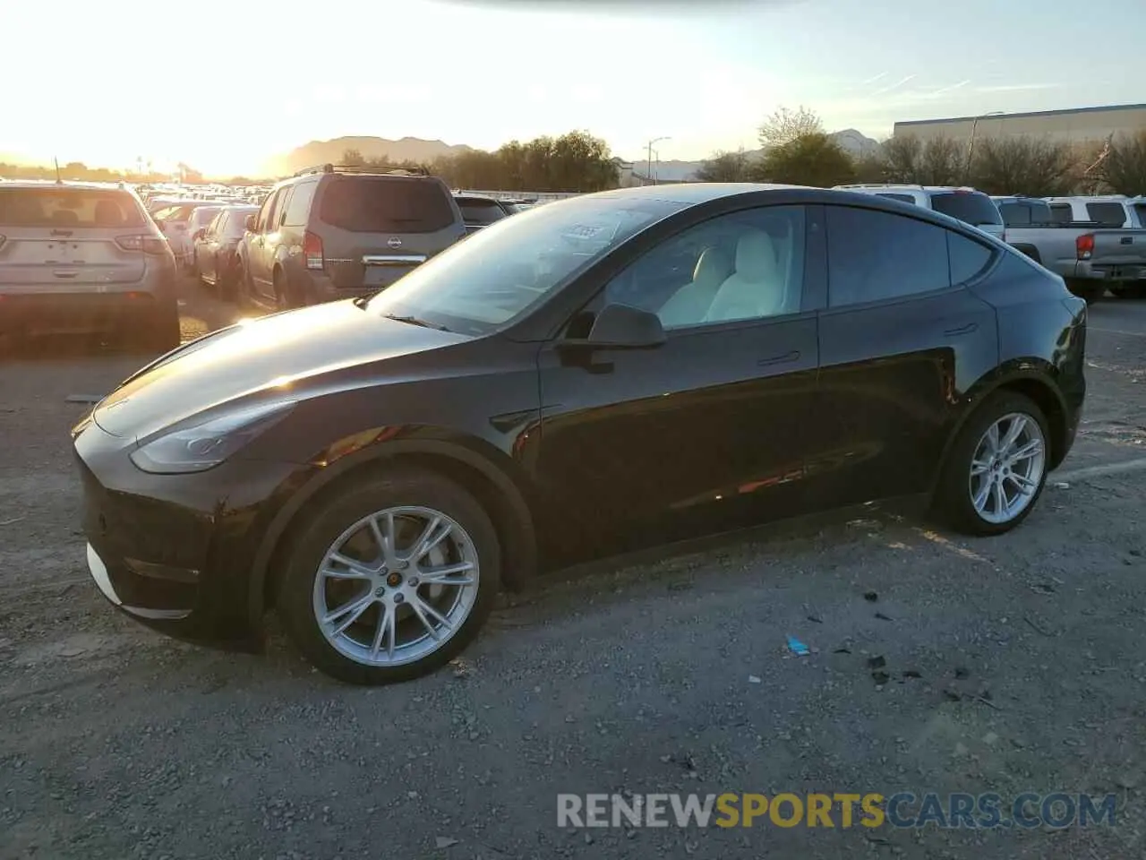 1 Фотография поврежденного автомобиля 7SAYGAEE3NF542388 TESLA MODEL Y 2022