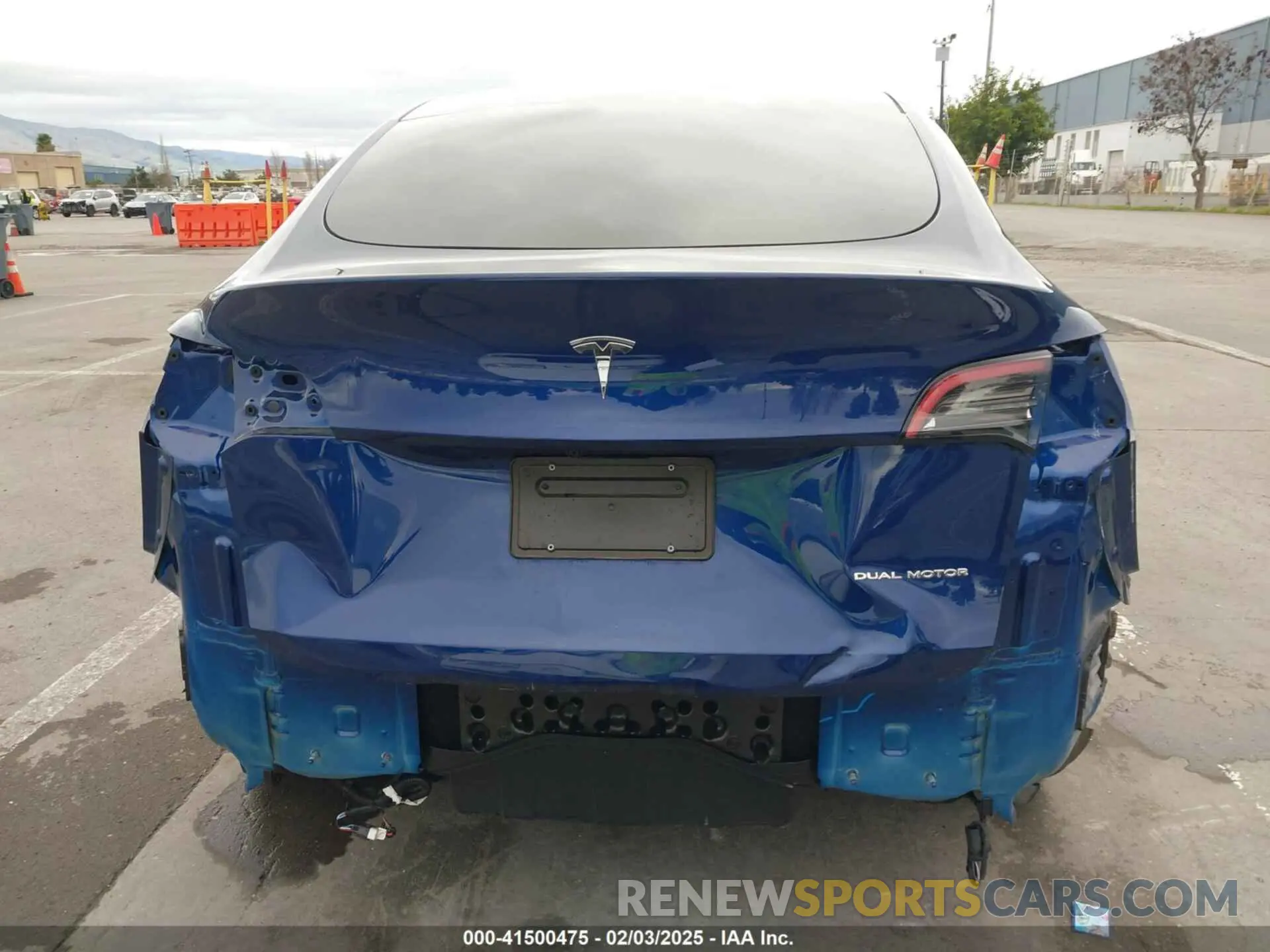 17 Фотография поврежденного автомобиля 7SAYGAEE3NF573141 TESLA MODEL Y 2022