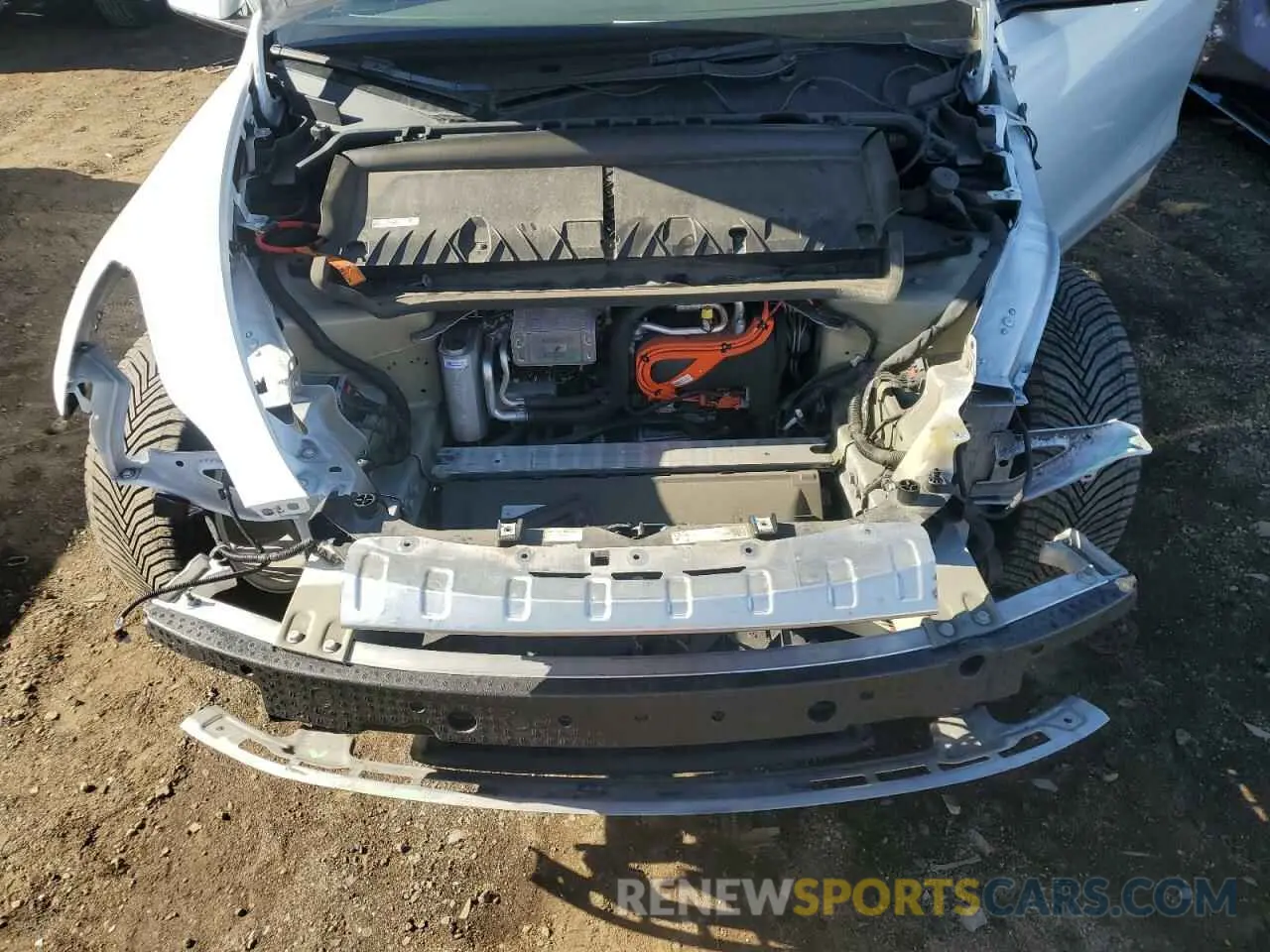 11 Photograph of a damaged car 7SAYGAEE4NF362899 TESLA MODEL Y 2022