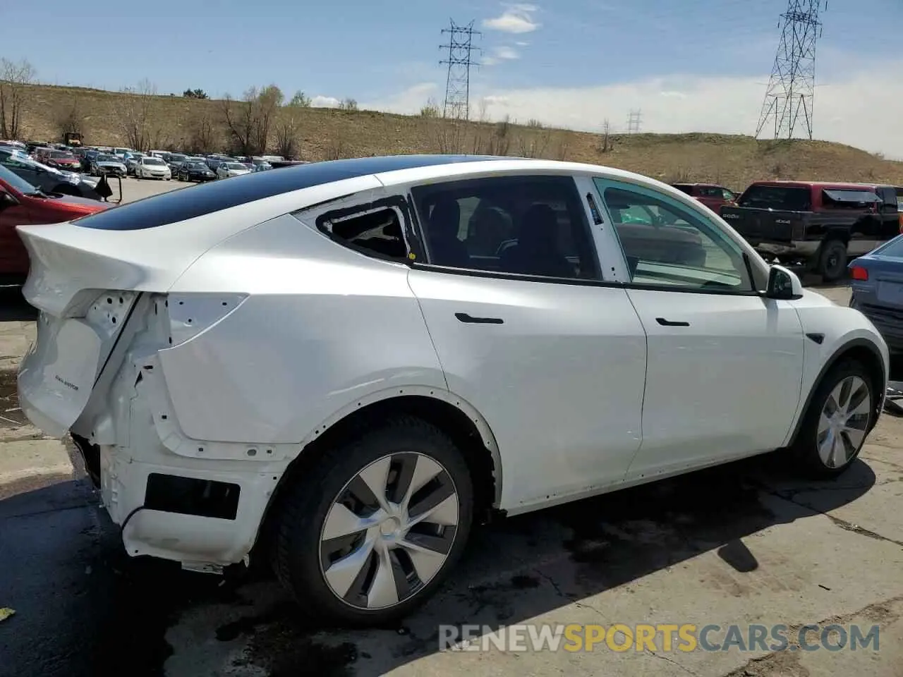 3 Photograph of a damaged car 7SAYGAEE4NF534588 TESLA MODEL Y 2022