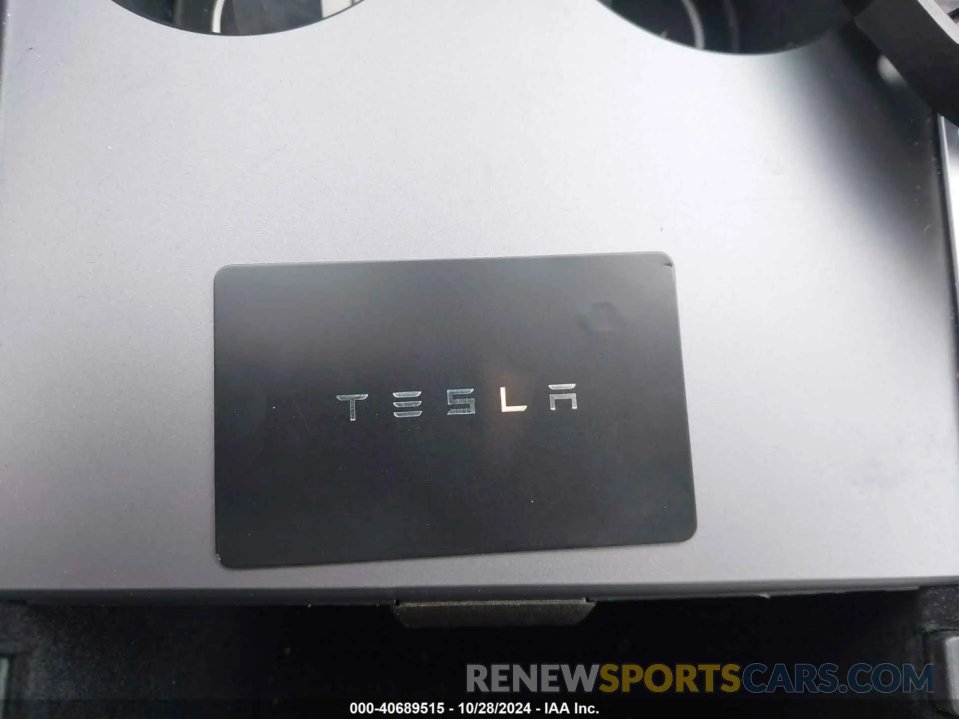 11 Photograph of a damaged car 7SAYGAEE4NF538480 TESLA MODEL Y 2022