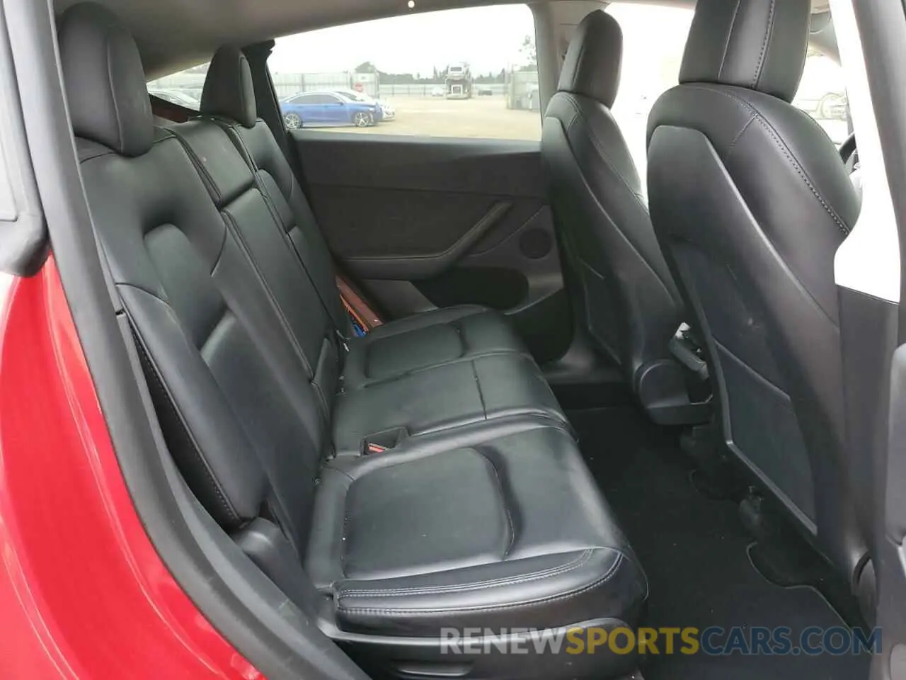 10 Photograph of a damaged car 7SAYGAEE4NF570653 TESLA MODEL Y 2022