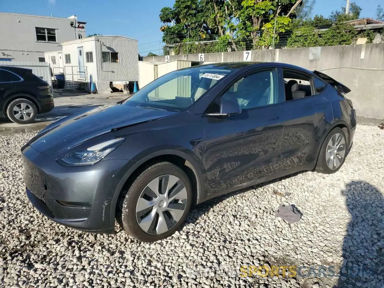 1 Фотография поврежденного автомобиля 7SAYGAEE5NF310035 TESLA MODEL Y 2022