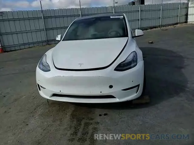 15 Photograph of a damaged car 7SAYGAEE5NF427064 TESLA MODEL Y 2022