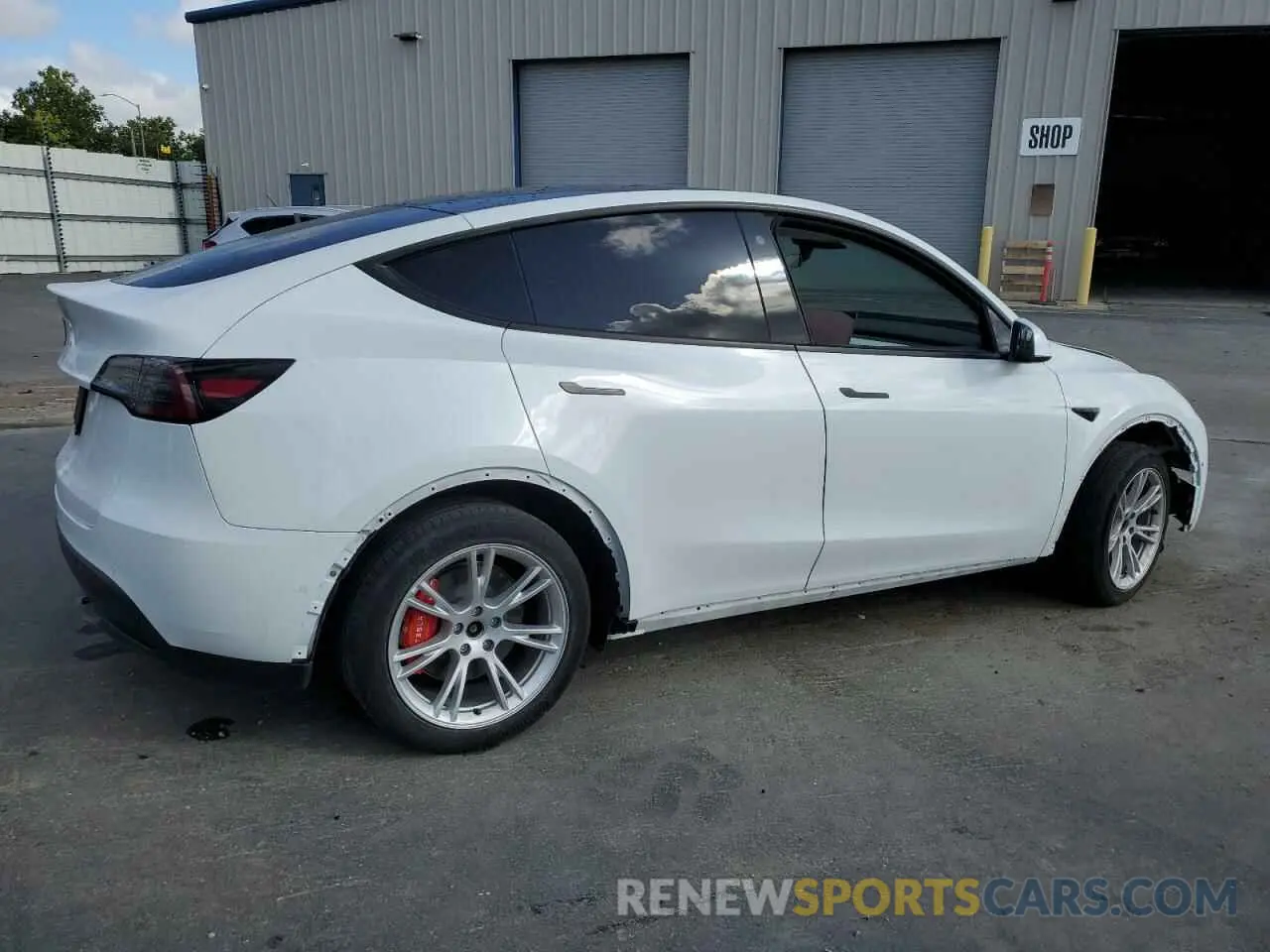 3 Photograph of a damaged car 7SAYGAEE5NF427064 TESLA MODEL Y 2022