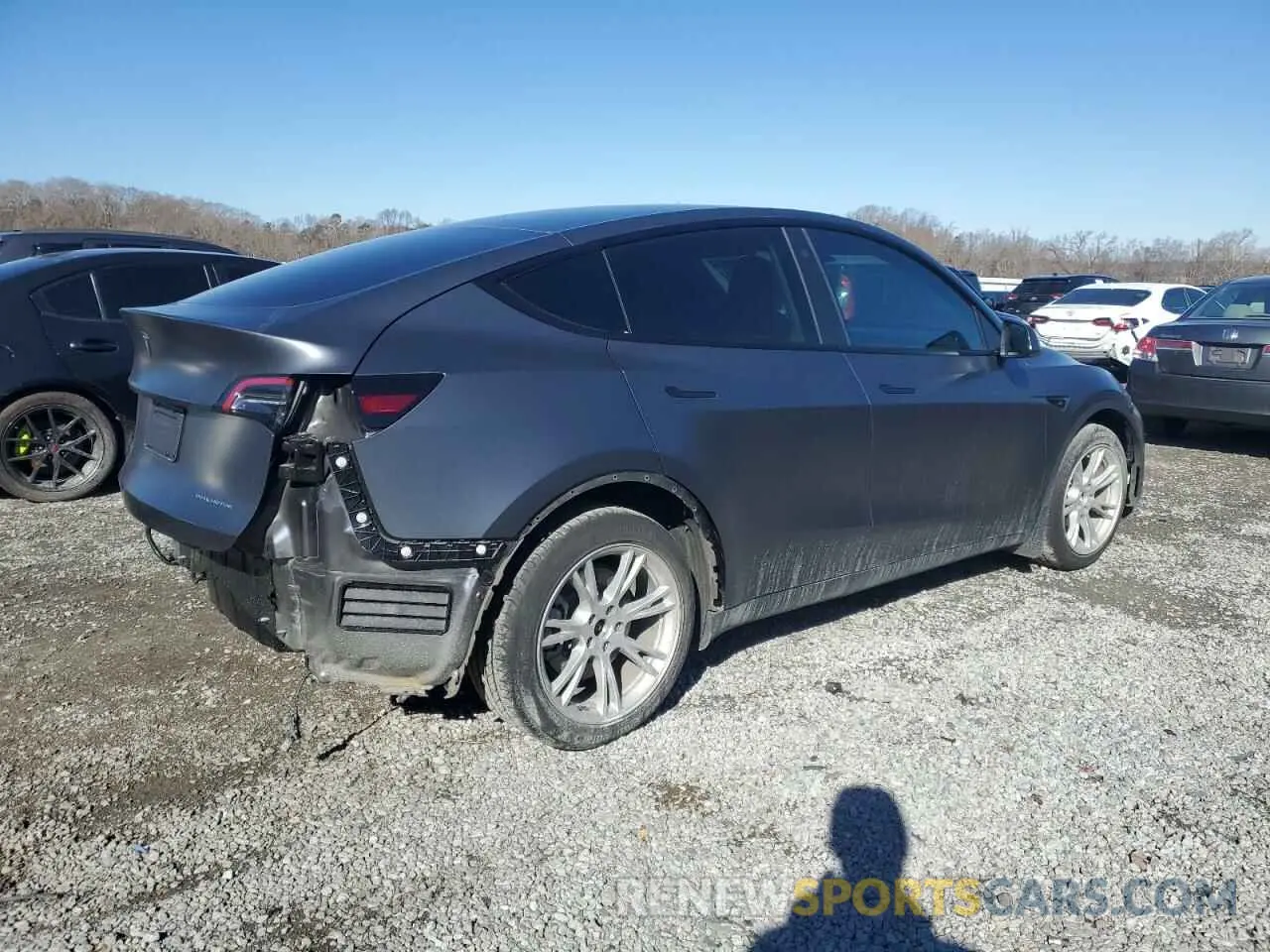 3 Photograph of a damaged car 7SAYGAEE5NF430627 TESLA MODEL Y 2022