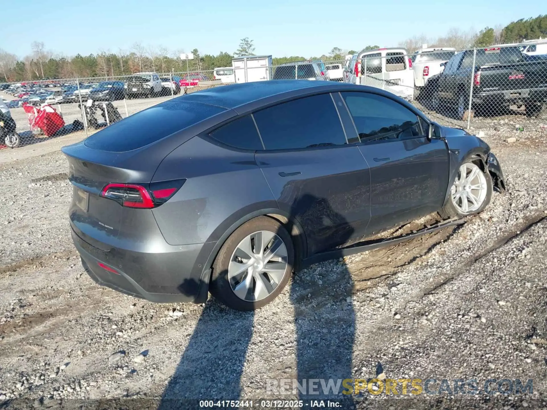 4 Фотография поврежденного автомобиля 7SAYGAEE6NF361883 TESLA MODEL Y 2022