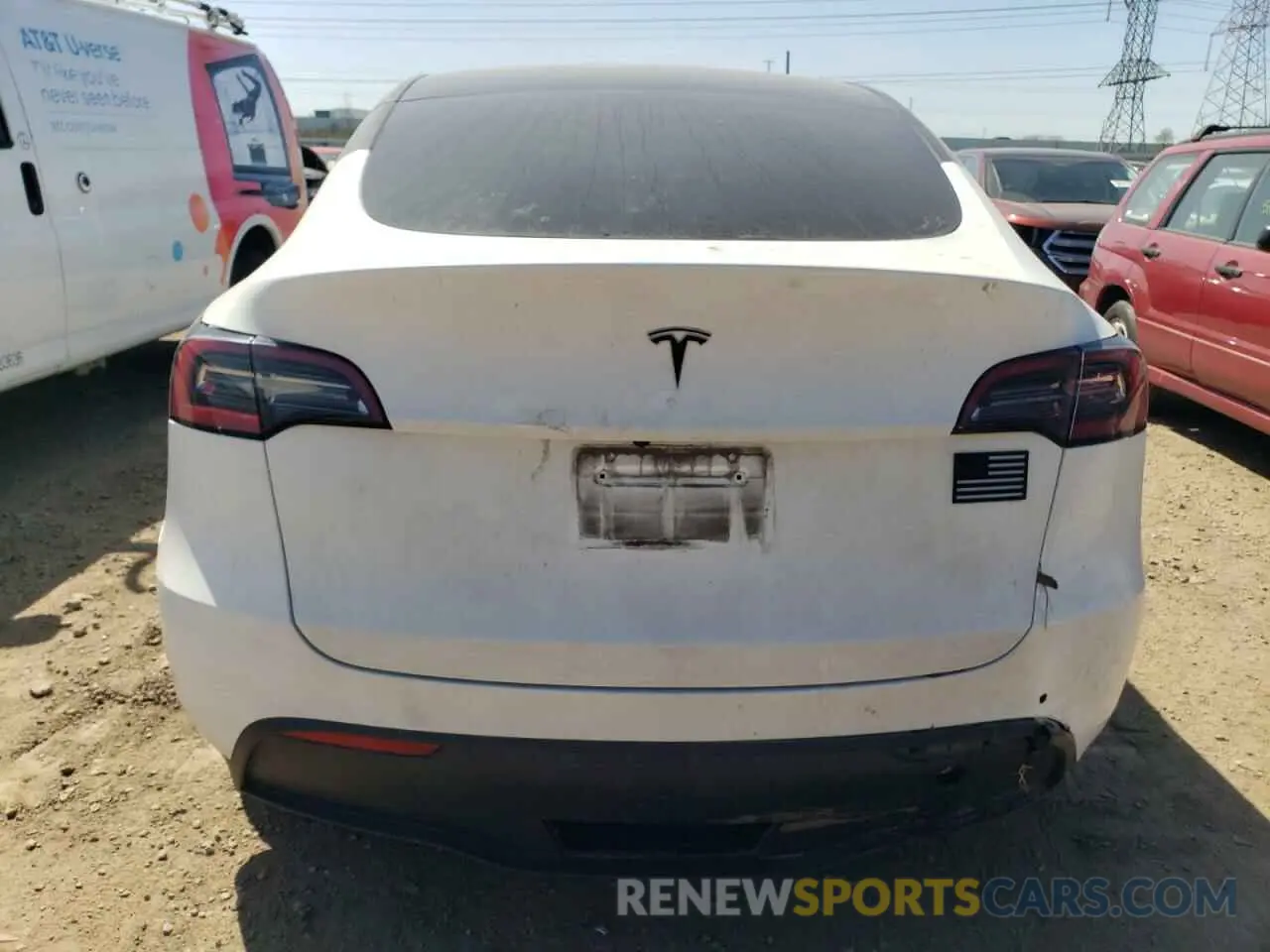 6 Photograph of a damaged car 7SAYGAEE6NF418938 TESLA MODEL Y 2022