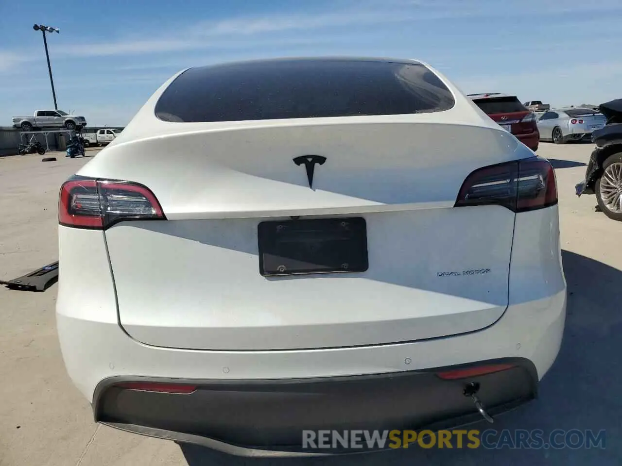 6 Photograph of a damaged car 7SAYGAEE6NF506405 TESLA MODEL Y 2022