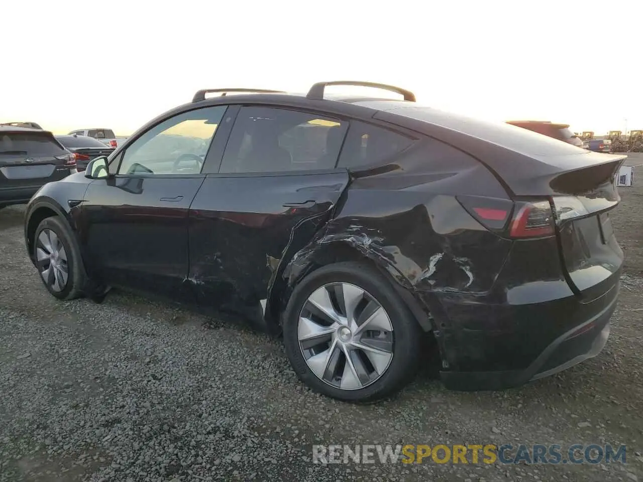 2 Photograph of a damaged car 7SAYGAEE6NF552025 TESLA MODEL Y 2022