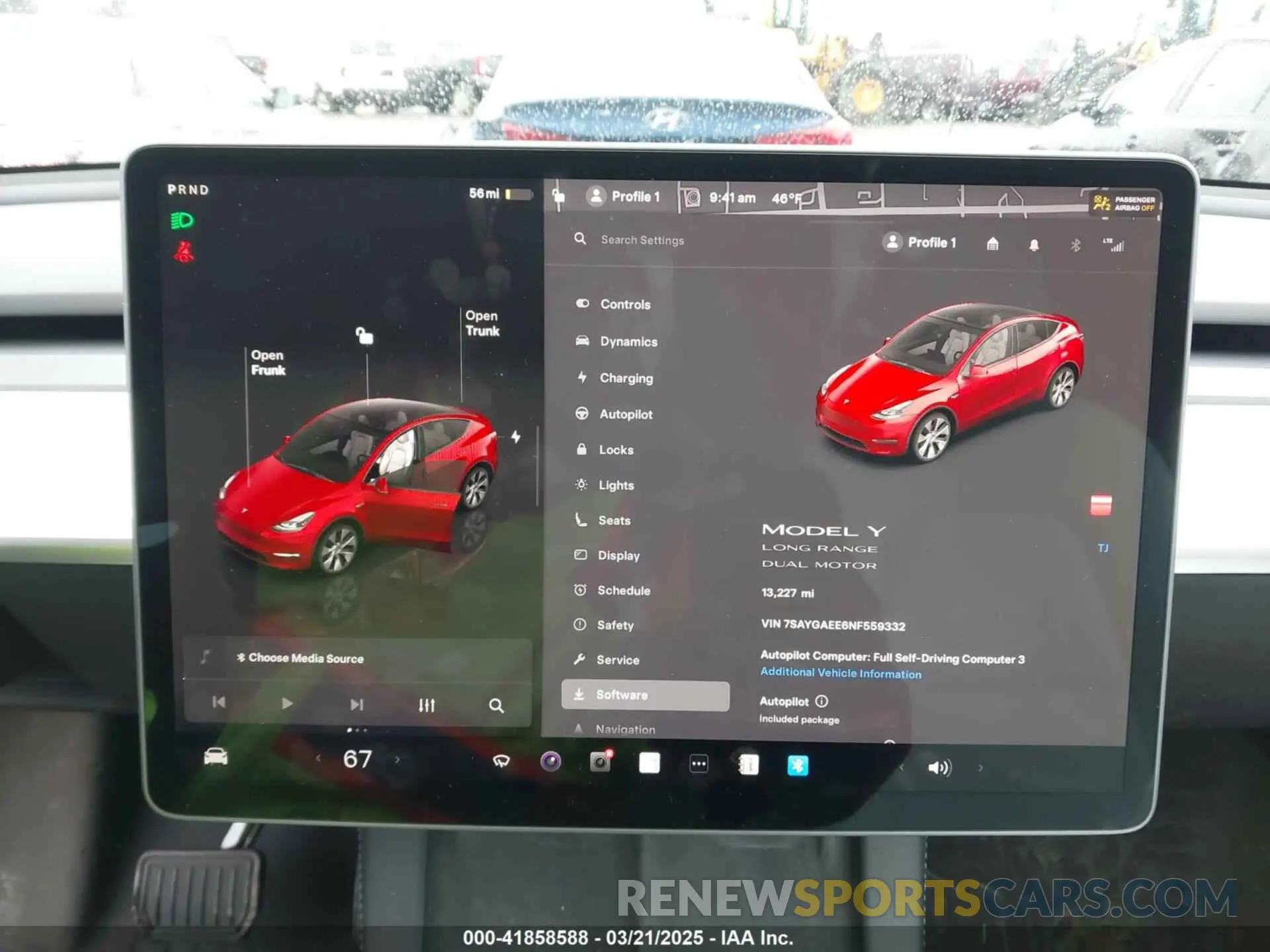 18 Photograph of a damaged car 7SAYGAEE6NF559332 TESLA MODEL Y 2022