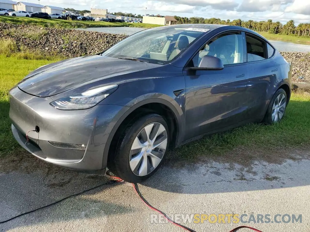 1 Фотография поврежденного автомобиля 7SAYGAEE6NF576132 TESLA MODEL Y 2022