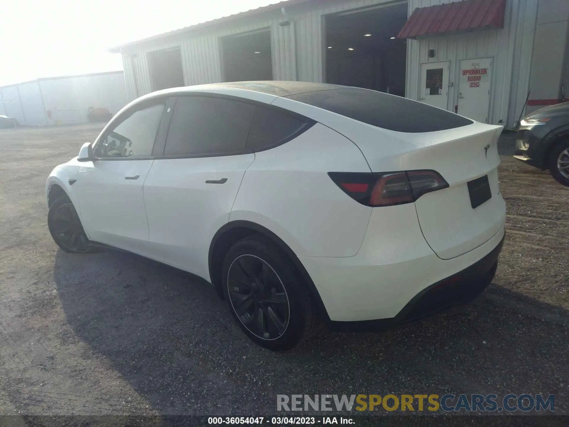 3 Photograph of a damaged car 7SAYGAEE8NF363991 TESLA MODEL Y 2022