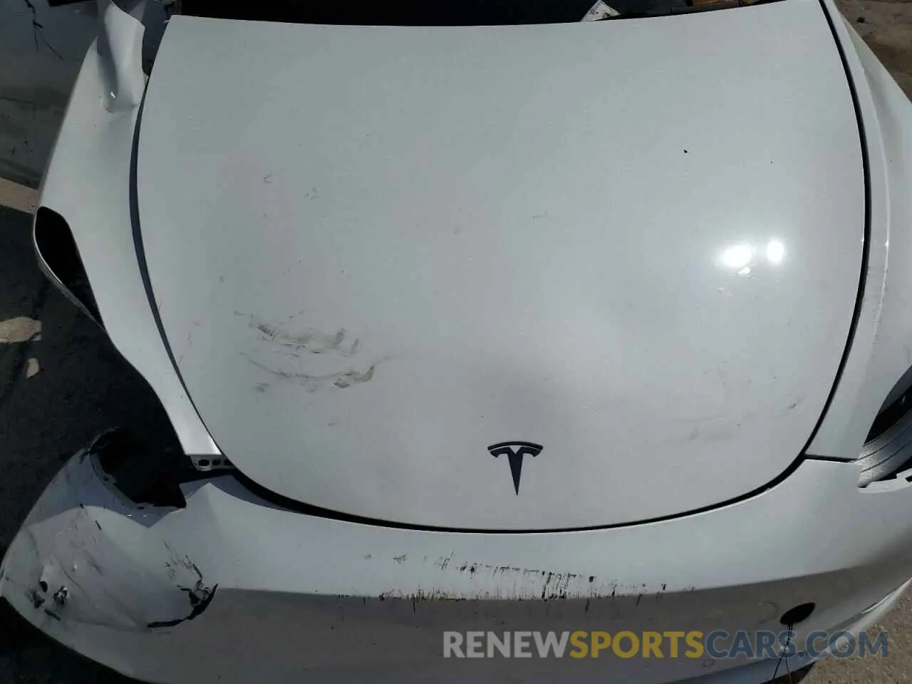 11 Photograph of a damaged car 7SAYGAEE8NF378457 TESLA MODEL Y 2022