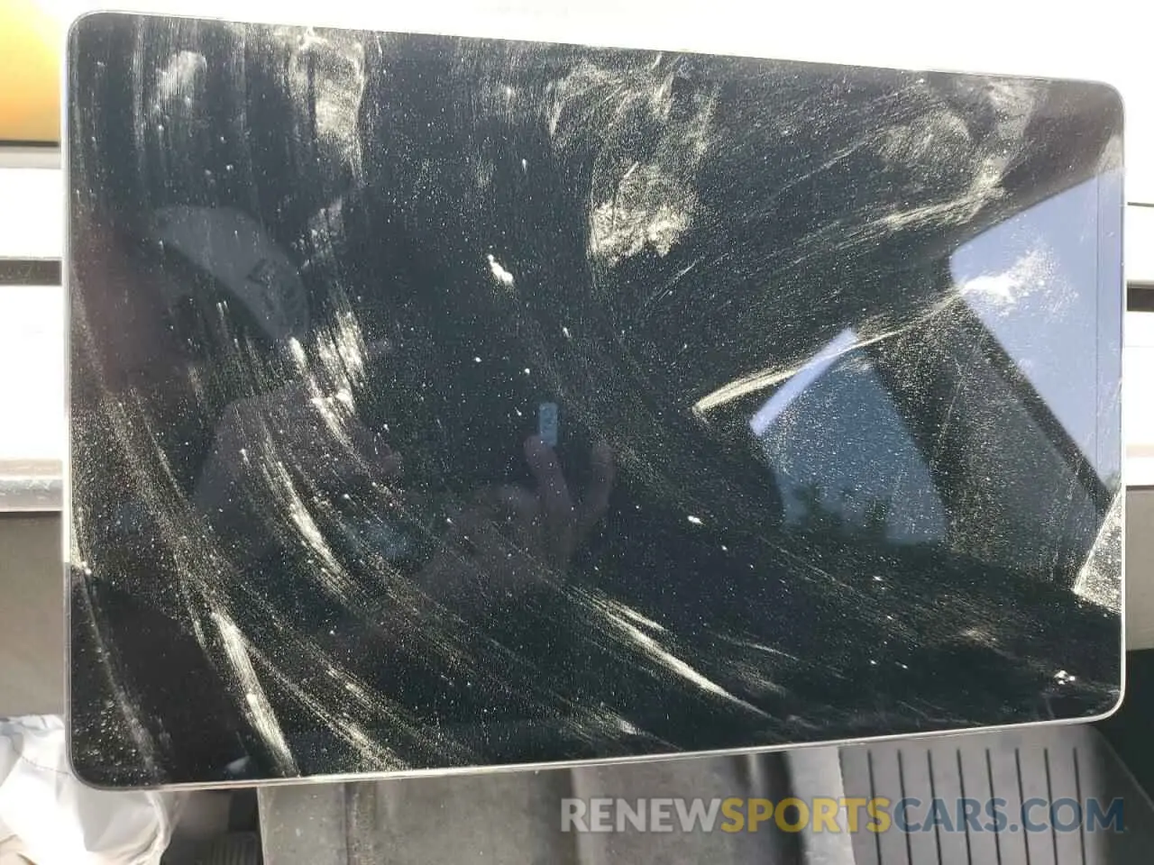 9 Photograph of a damaged car 7SAYGAEE8NF378457 TESLA MODEL Y 2022