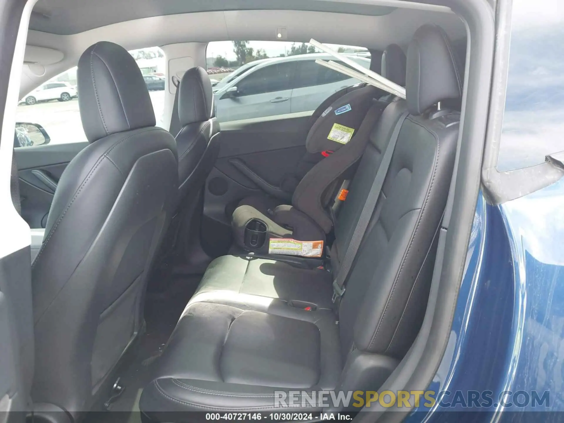 8 Photograph of a damaged car 7SAYGAEE8NF378927 TESLA MODEL Y 2022