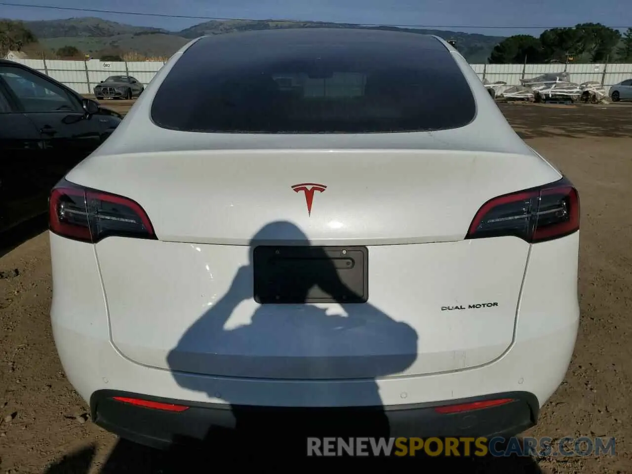 6 Фотография поврежденного автомобиля 7SAYGAEE8NF417936 TESLA MODEL Y 2022