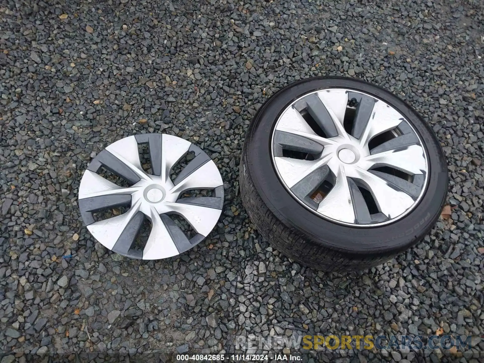 12 Фотография поврежденного автомобиля 7SAYGAEE8NF570624 TESLA MODEL Y 2022