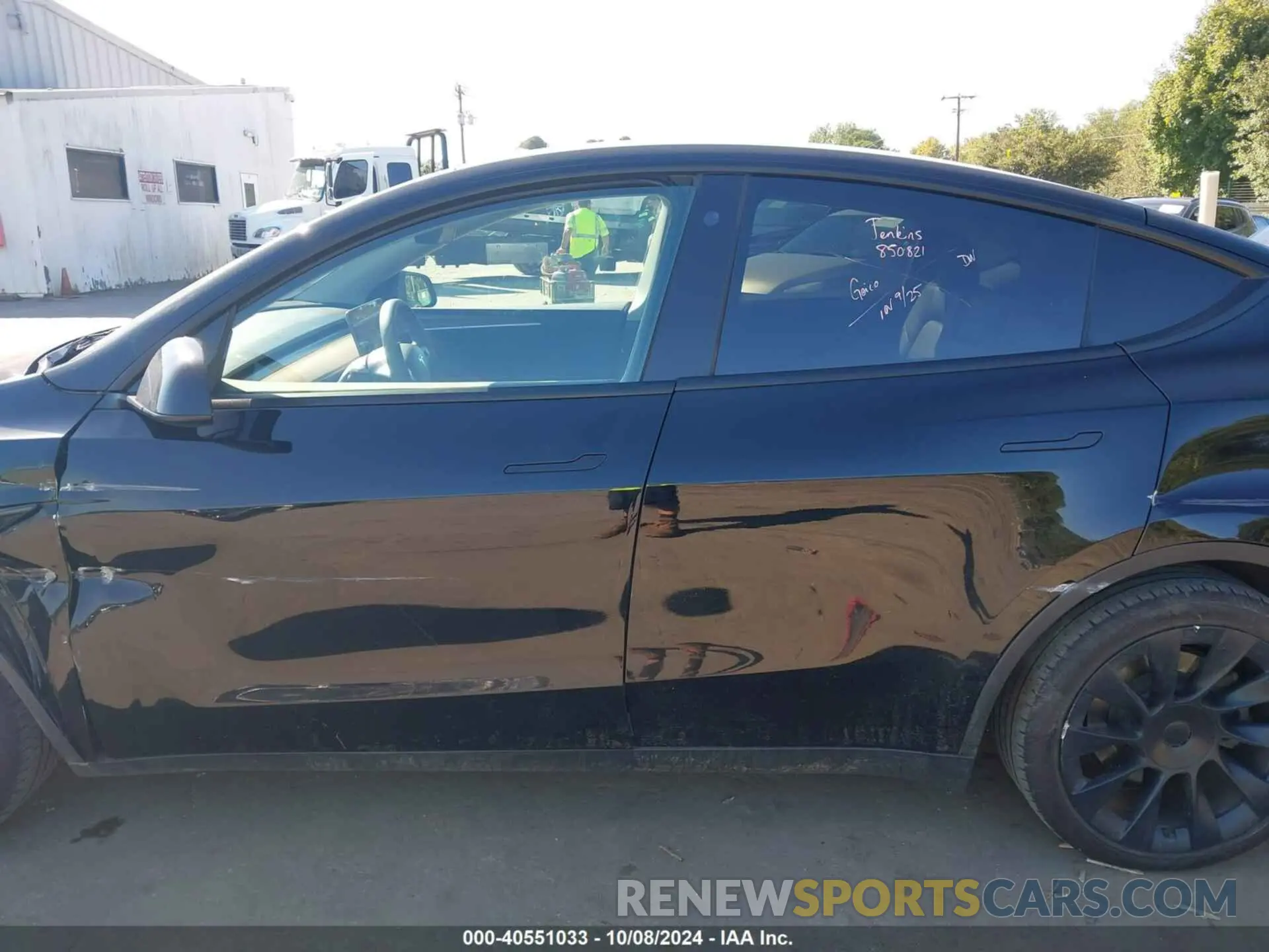 14 Фотография поврежденного автомобиля 7SAYGAEE8NF574463 TESLA MODEL Y 2022