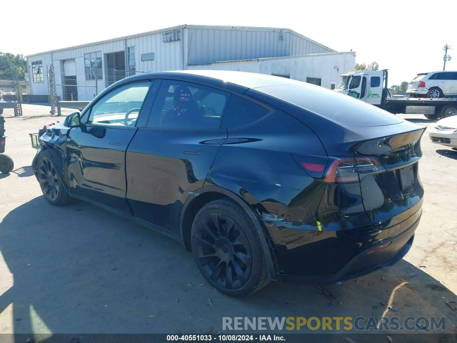 3 Фотография поврежденного автомобиля 7SAYGAEE8NF574463 TESLA MODEL Y 2022