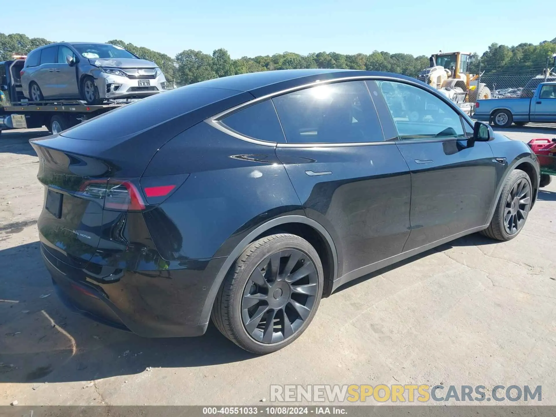 4 Фотография поврежденного автомобиля 7SAYGAEE8NF574463 TESLA MODEL Y 2022
