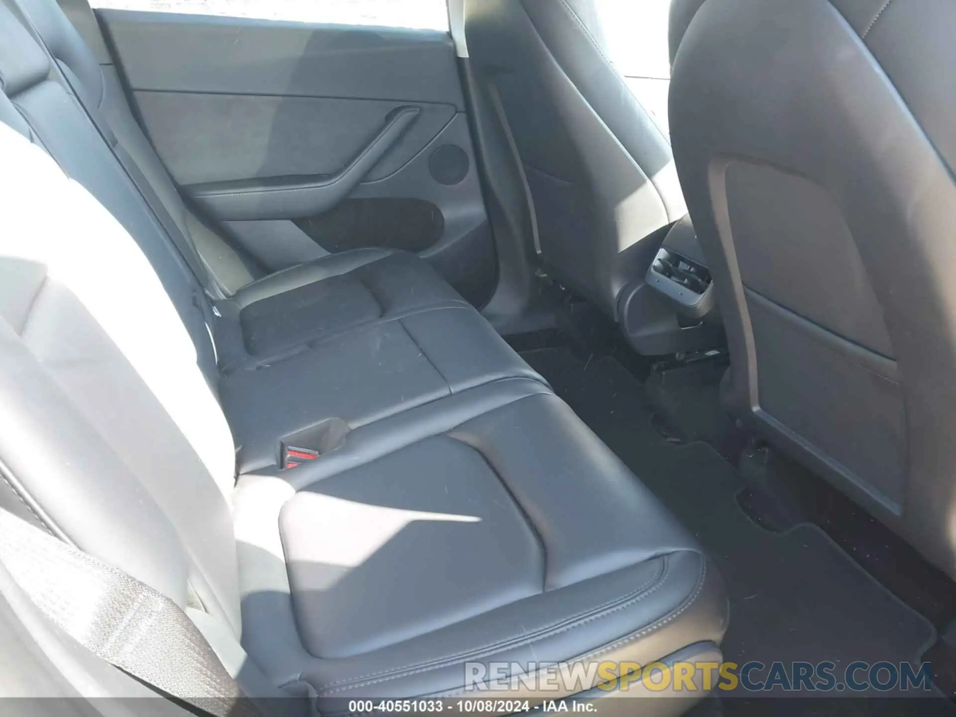 8 Фотография поврежденного автомобиля 7SAYGAEE8NF574463 TESLA MODEL Y 2022