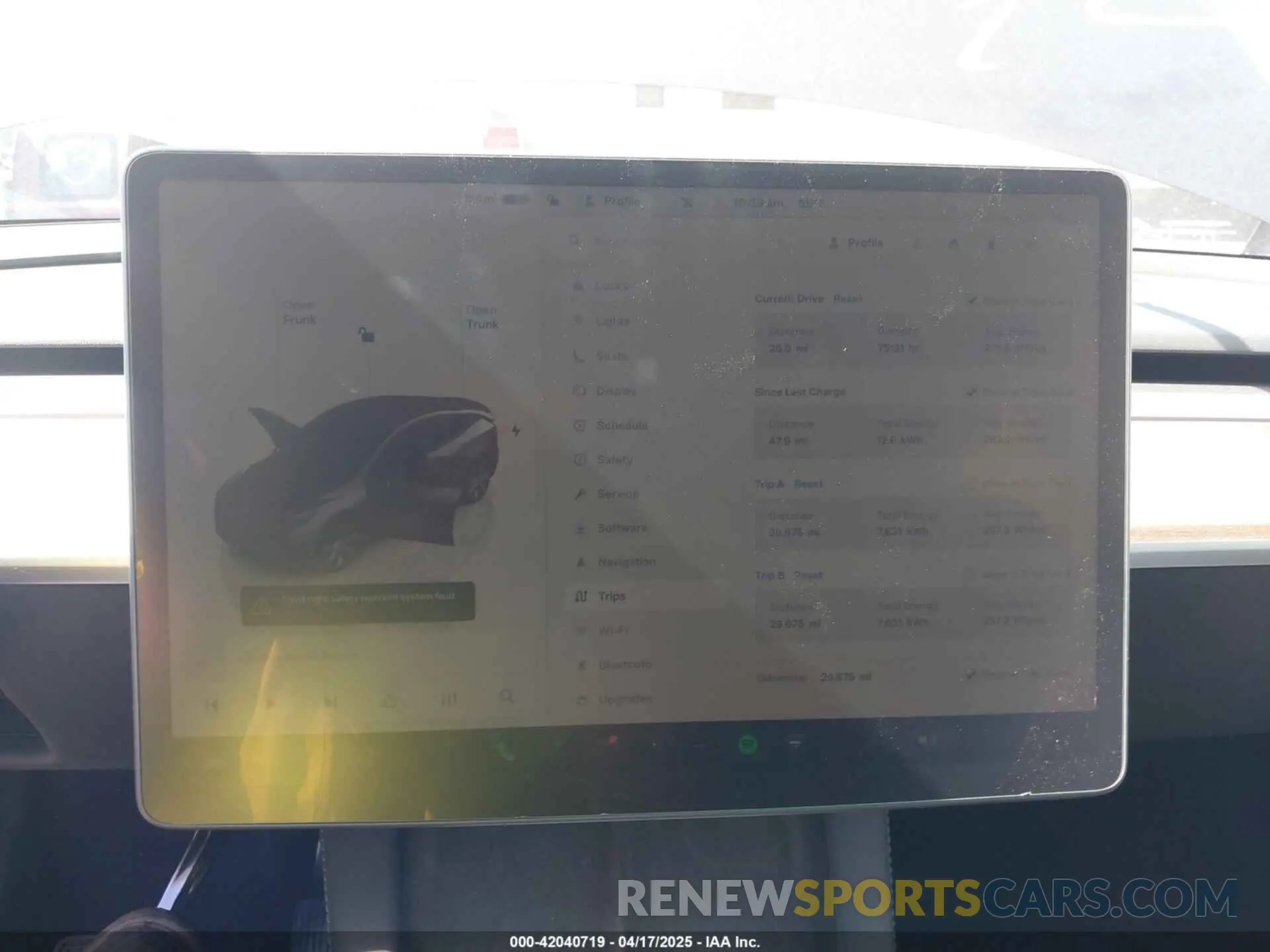 7 Photograph of a damaged car 7SAYGAEE9NF574634 TESLA MODEL Y 2022
