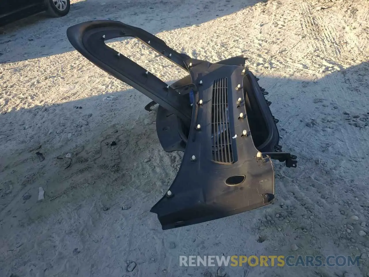 13 Photograph of a damaged car 7SAYGAEEXNF314033 TESLA MODEL Y 2022
