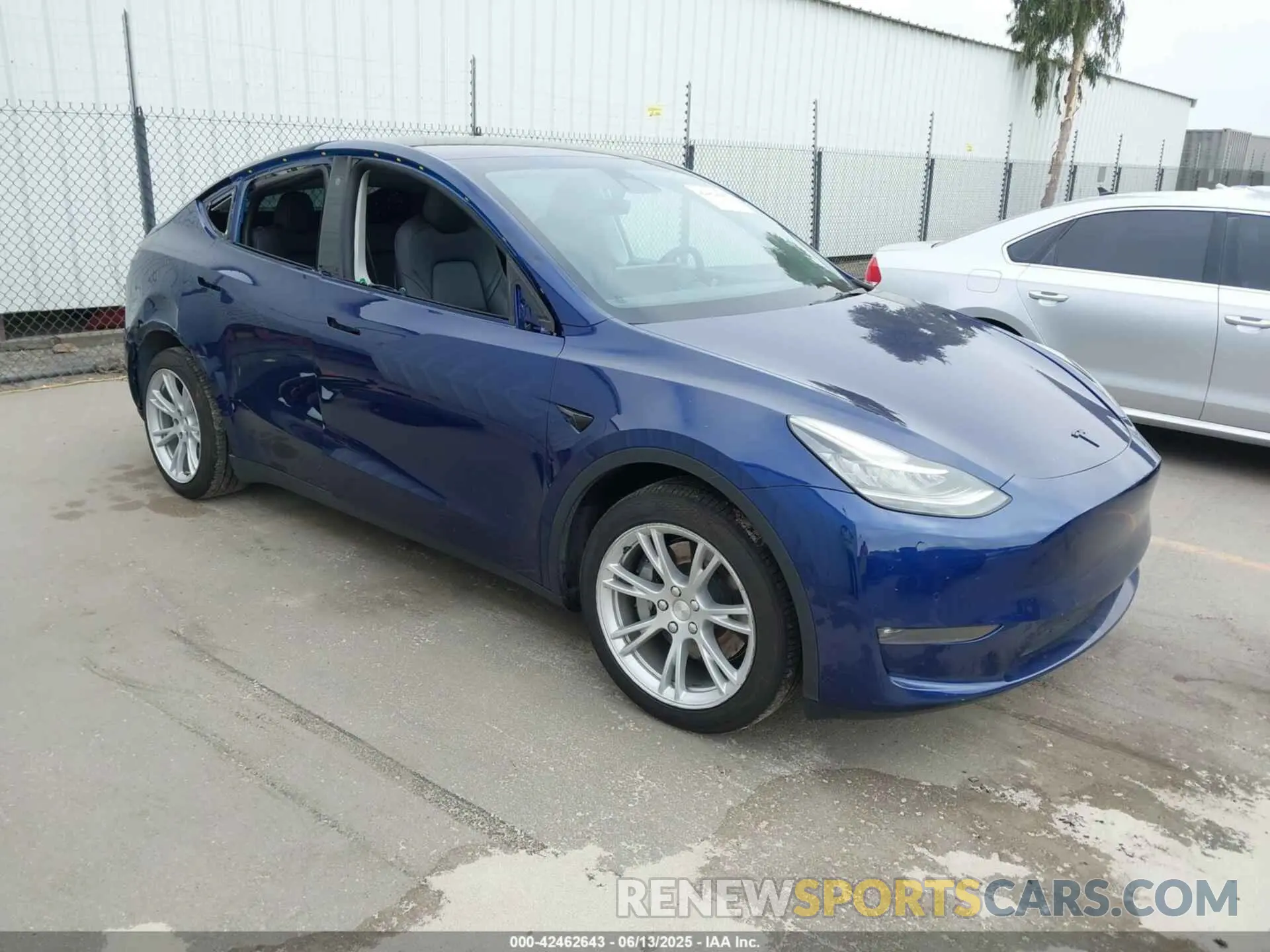 1 Photograph of a damaged car 7SAYGAEEXNF363300 TESLA MODEL Y 2022