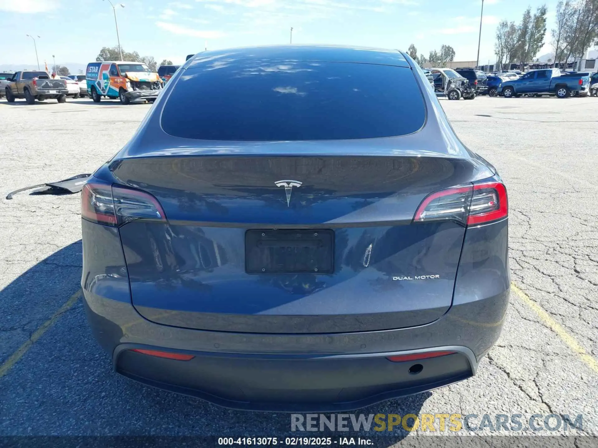 16 Фотография поврежденного автомобиля 7SAYGAEEXNF381389 TESLA MODEL Y 2022