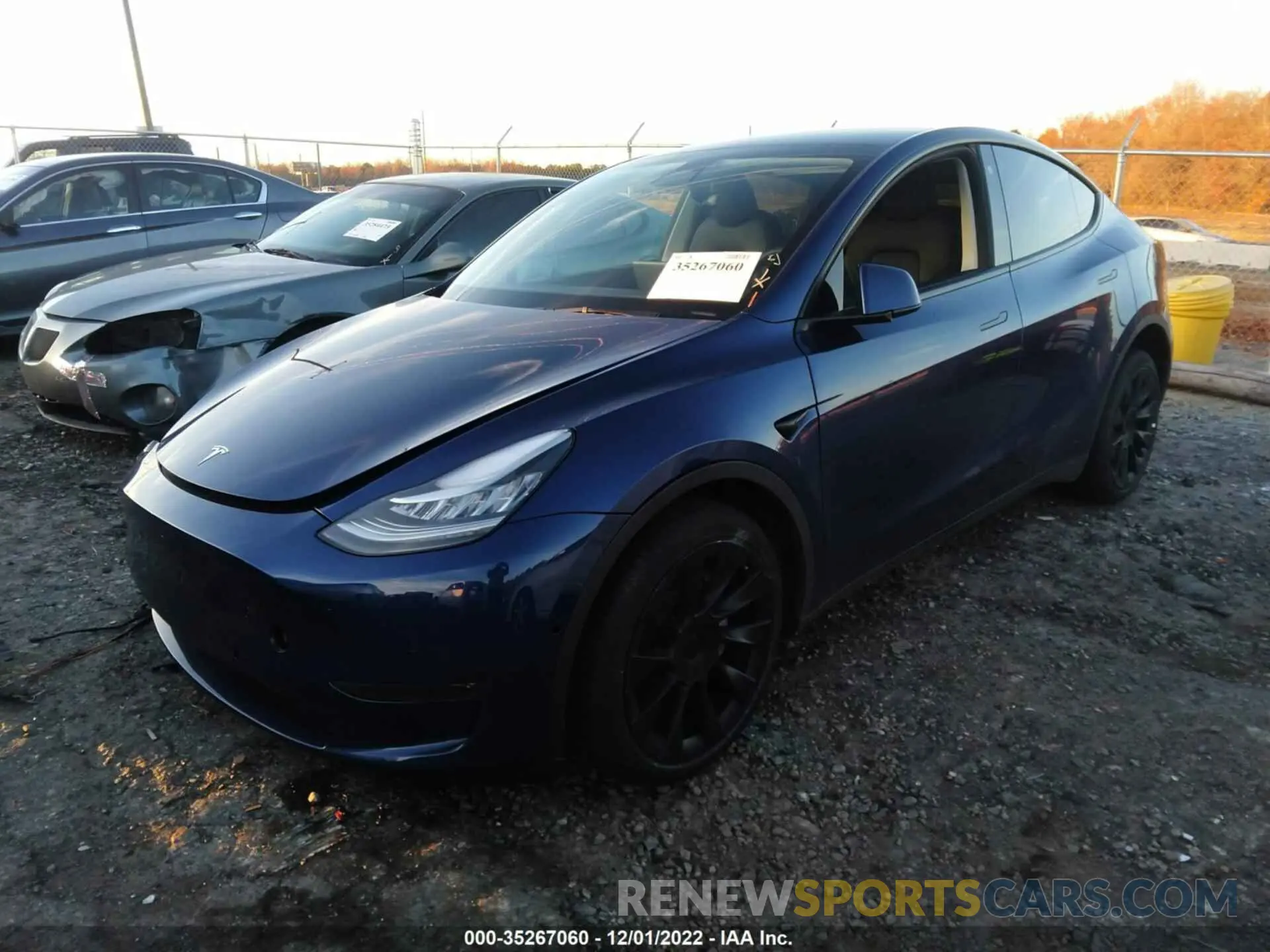 2 Photograph of a damaged car 7SAYGDEE0NA007047 TESLA MODEL Y 2022