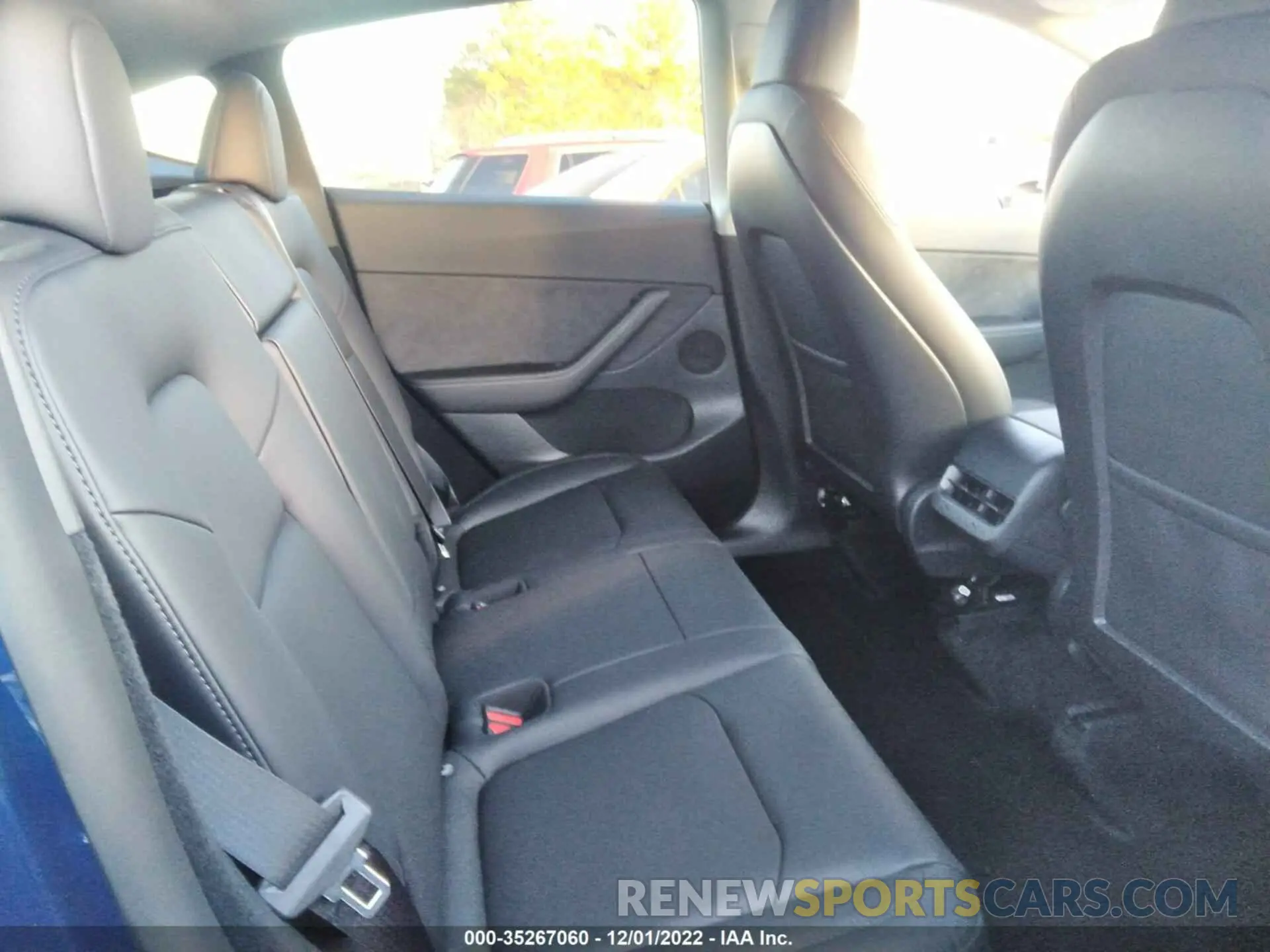 8 Photograph of a damaged car 7SAYGDEE0NA007047 TESLA MODEL Y 2022