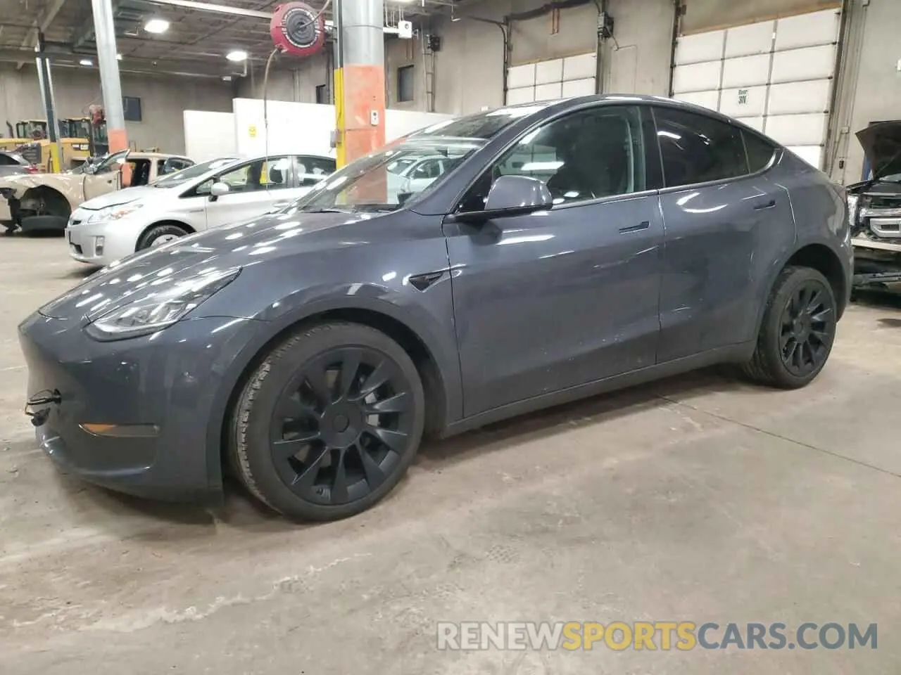 1 Photograph of a damaged car 7SAYGDEE0NA017223 TESLA MODEL Y 2022
